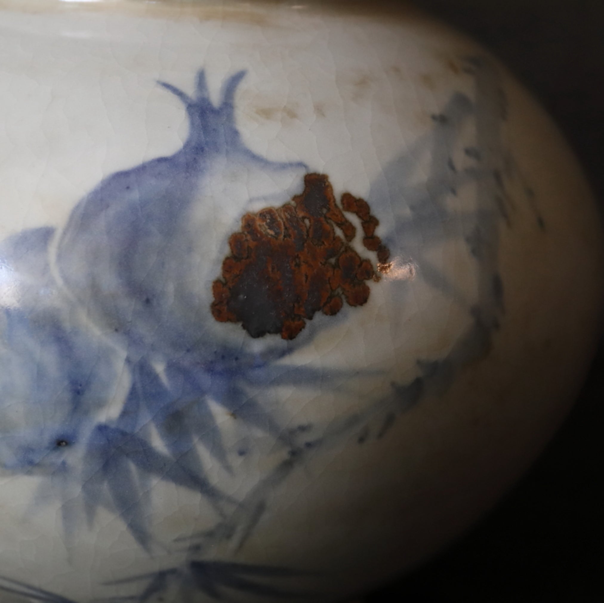 GEFÄSS, Unterglasur-kupferrotes mit Granatapfelmotiv, Joseon-Dynastie(1392–1897 n. Chr.)