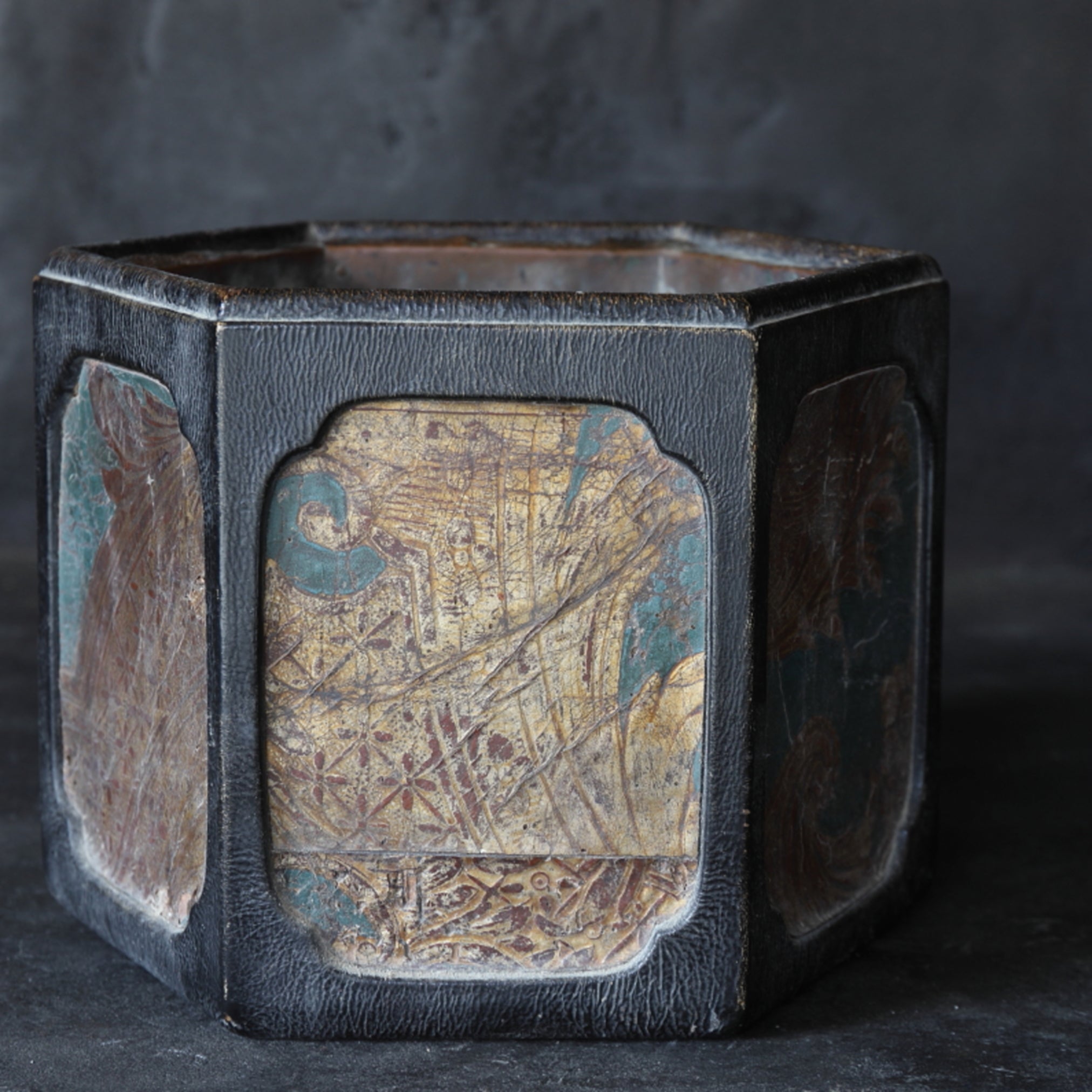 HEXAGONAL KINKARAKAWA CHARCOAL BRAZIER