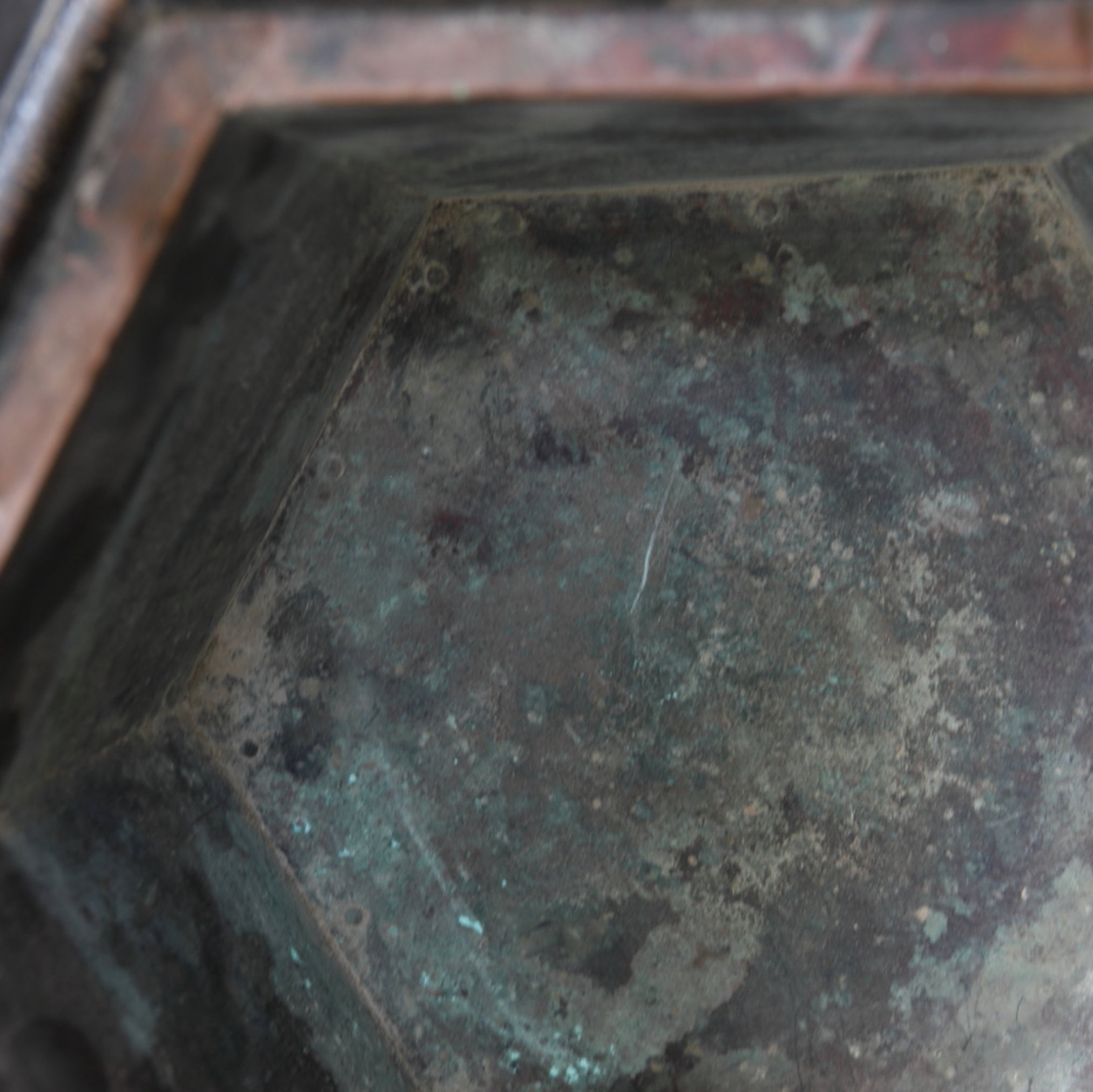 HEXAGONAL KINKARAKAWA CHARCOAL BRAZIER