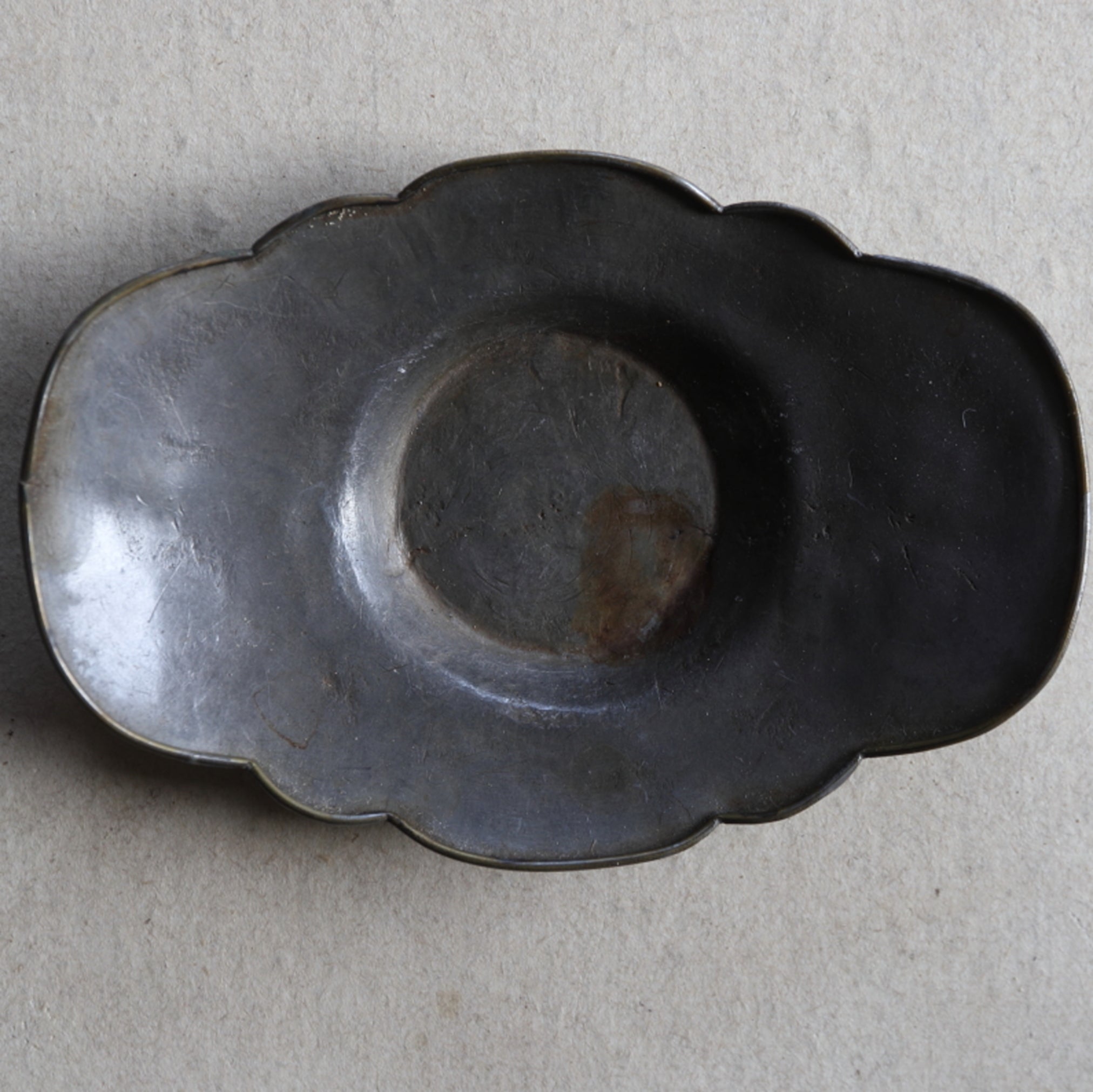 PLATILLO DE MELÓN DE ESTAÑO VIEJO, juego de 5, Dinastía Qing(1616–1911 d. C.)