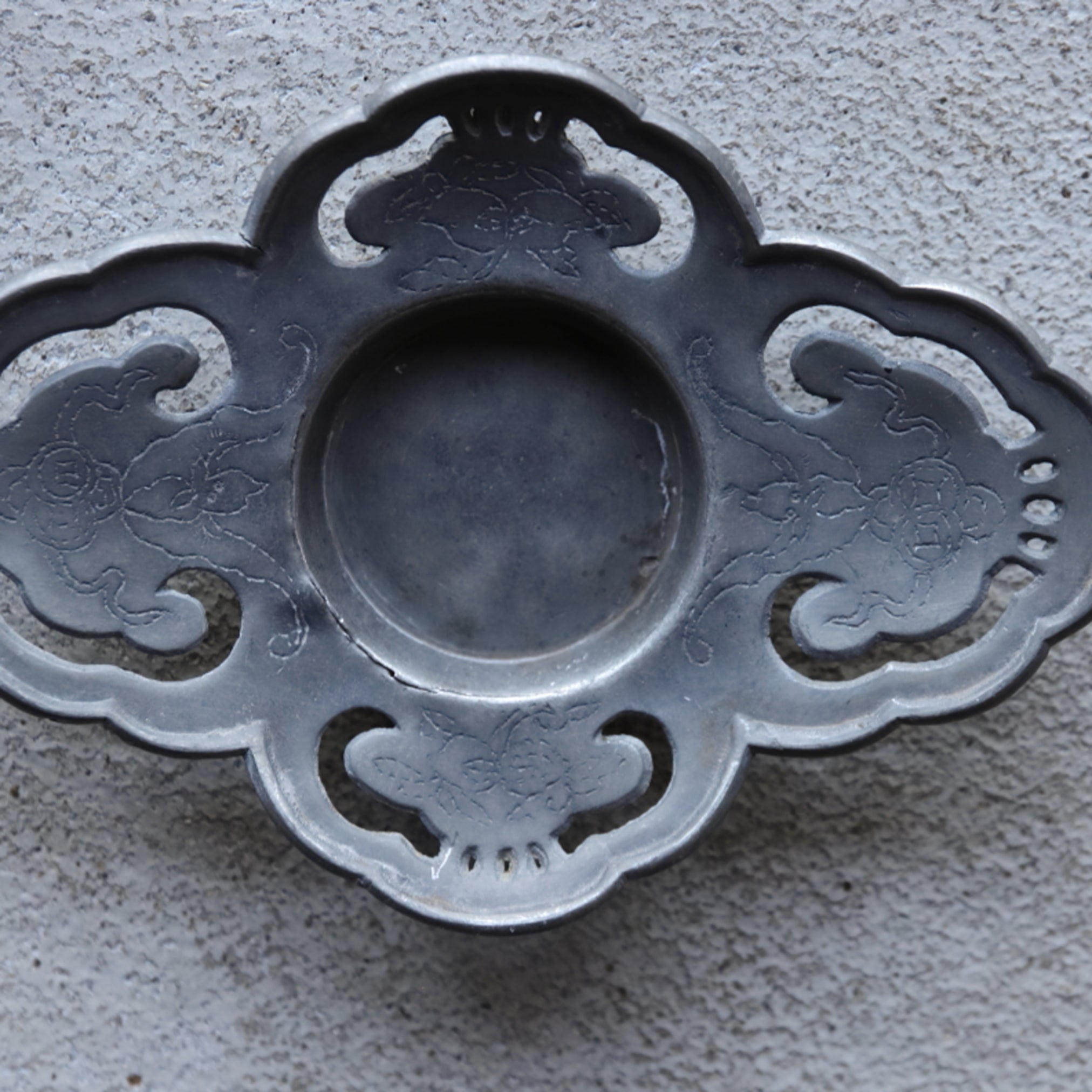清代 古錫透かし霊芝蝙蝠文茶托 5客揃(1616–1911 CE)
