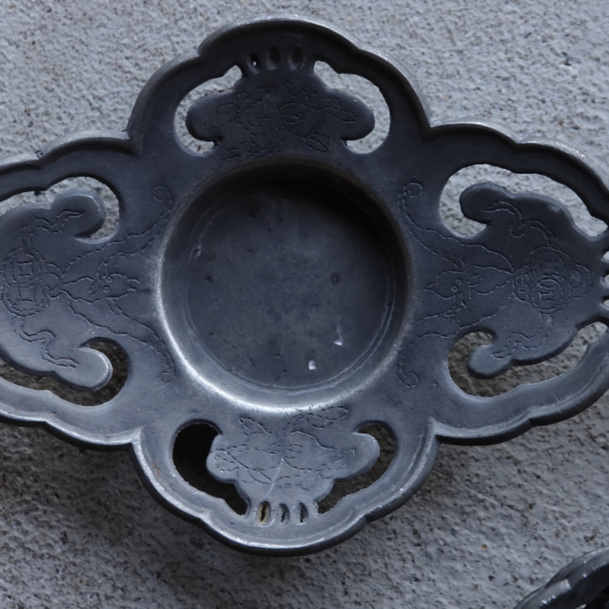 清代 古錫透かし霊芝蝙蝠文茶托 5客揃(1616–1911 CE)