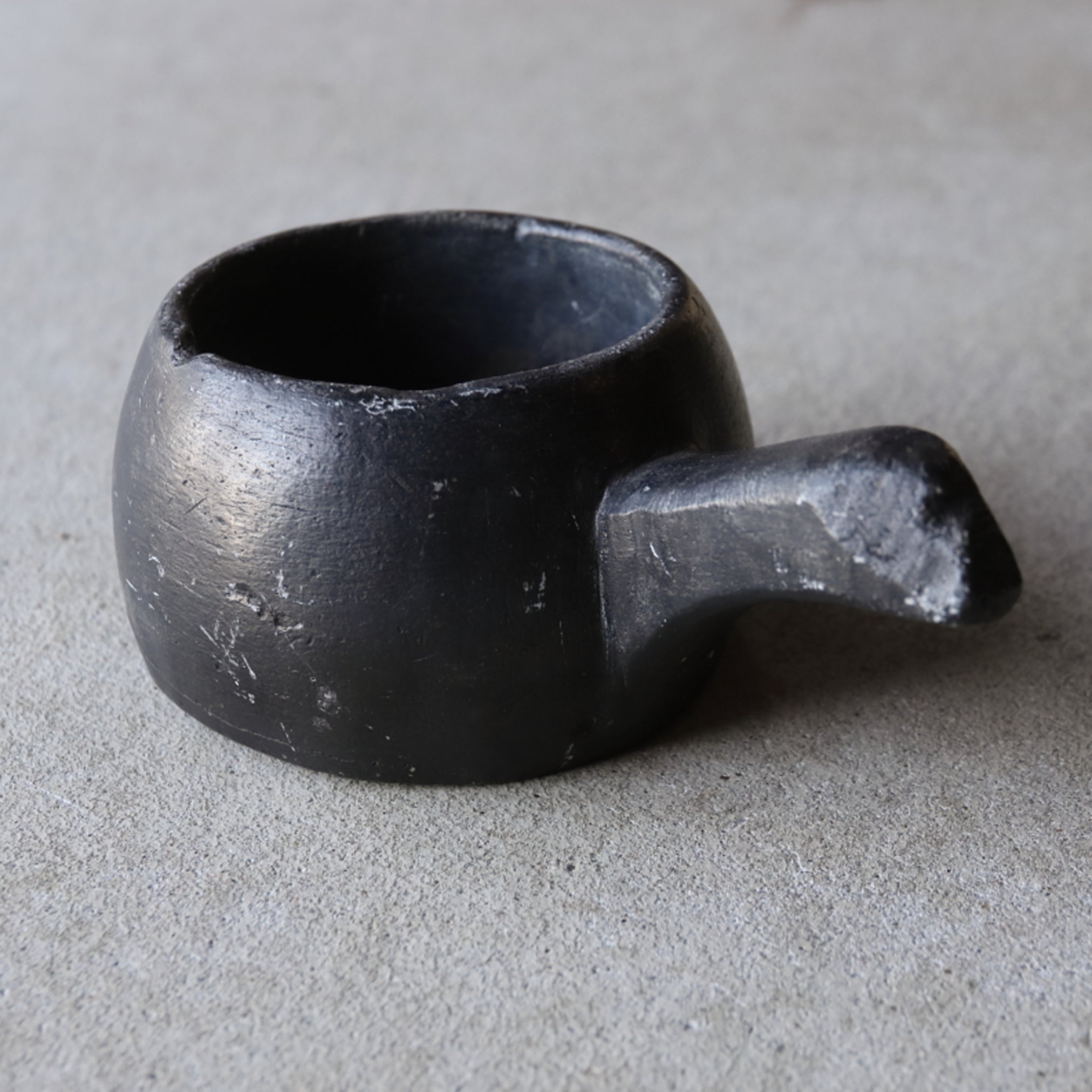 손잡이 달림 활석제 냄비 화병(조선 시대, 서기 1392년–1897년)