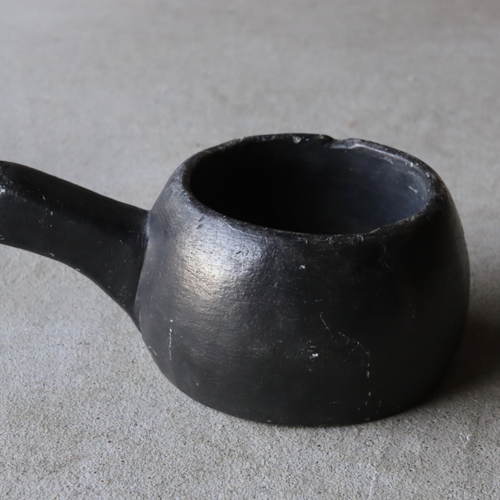 손잡이 달림 활석제 냄비 화병(조선 시대, 서기 1392년–1897년)