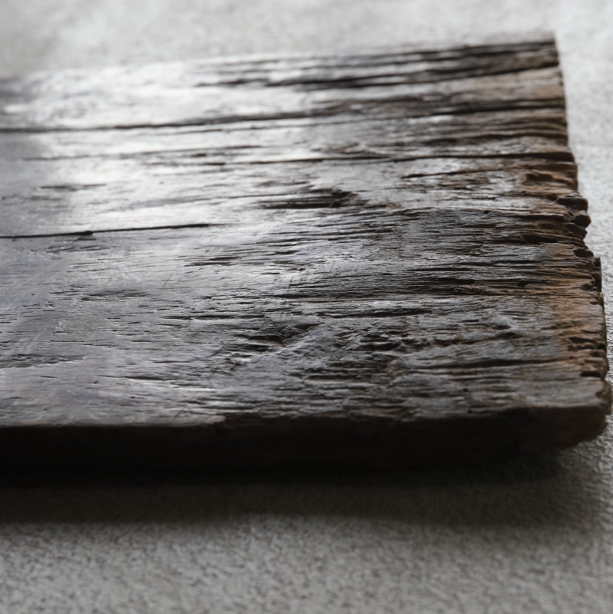TABLA DEL SUELO DEL TOKONOMA, Material antiguo, b, Dinastía Joseon(1392–1897 d. C.)
