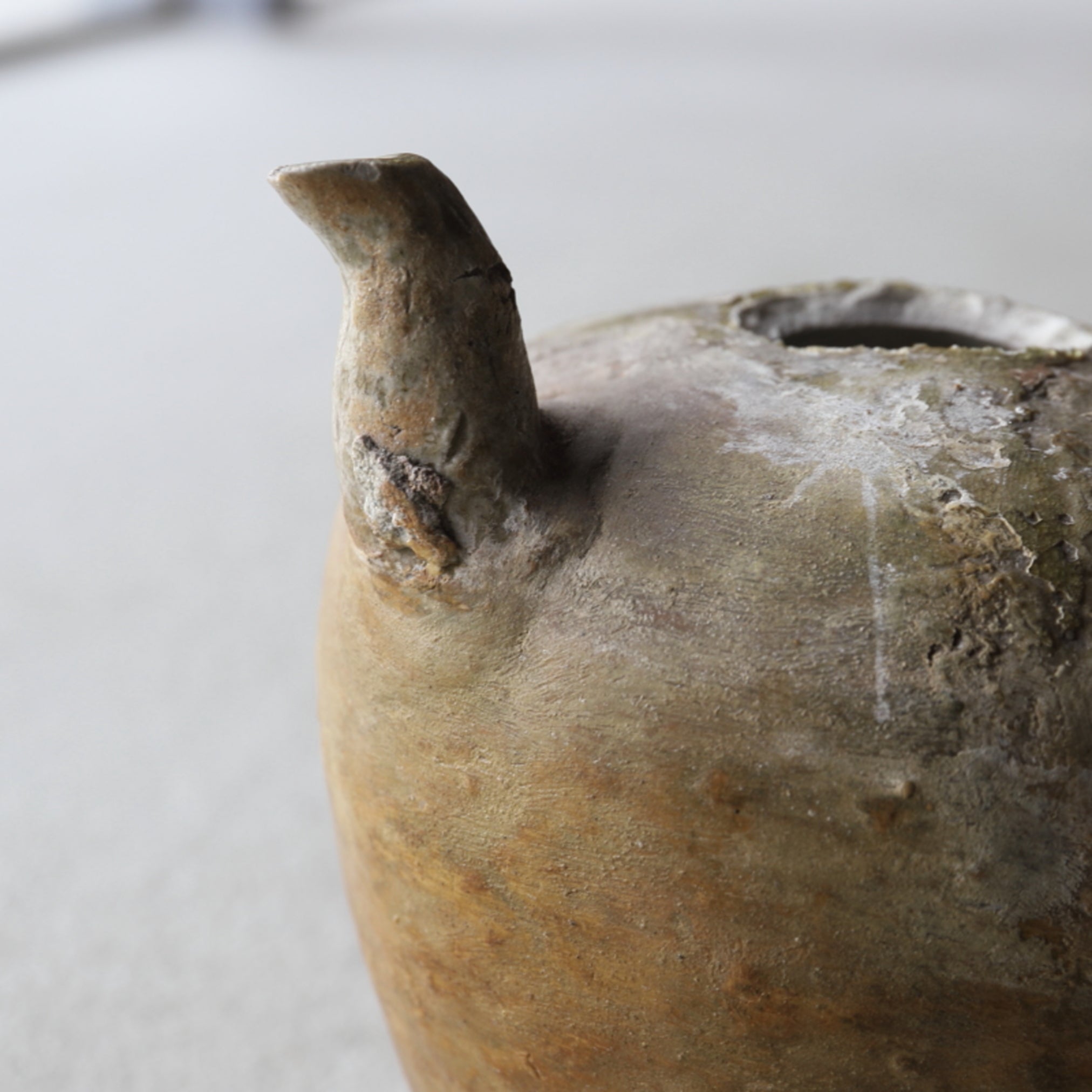 鎌倉時代 古瀬戸 水注残欠(1185–1333 CE)