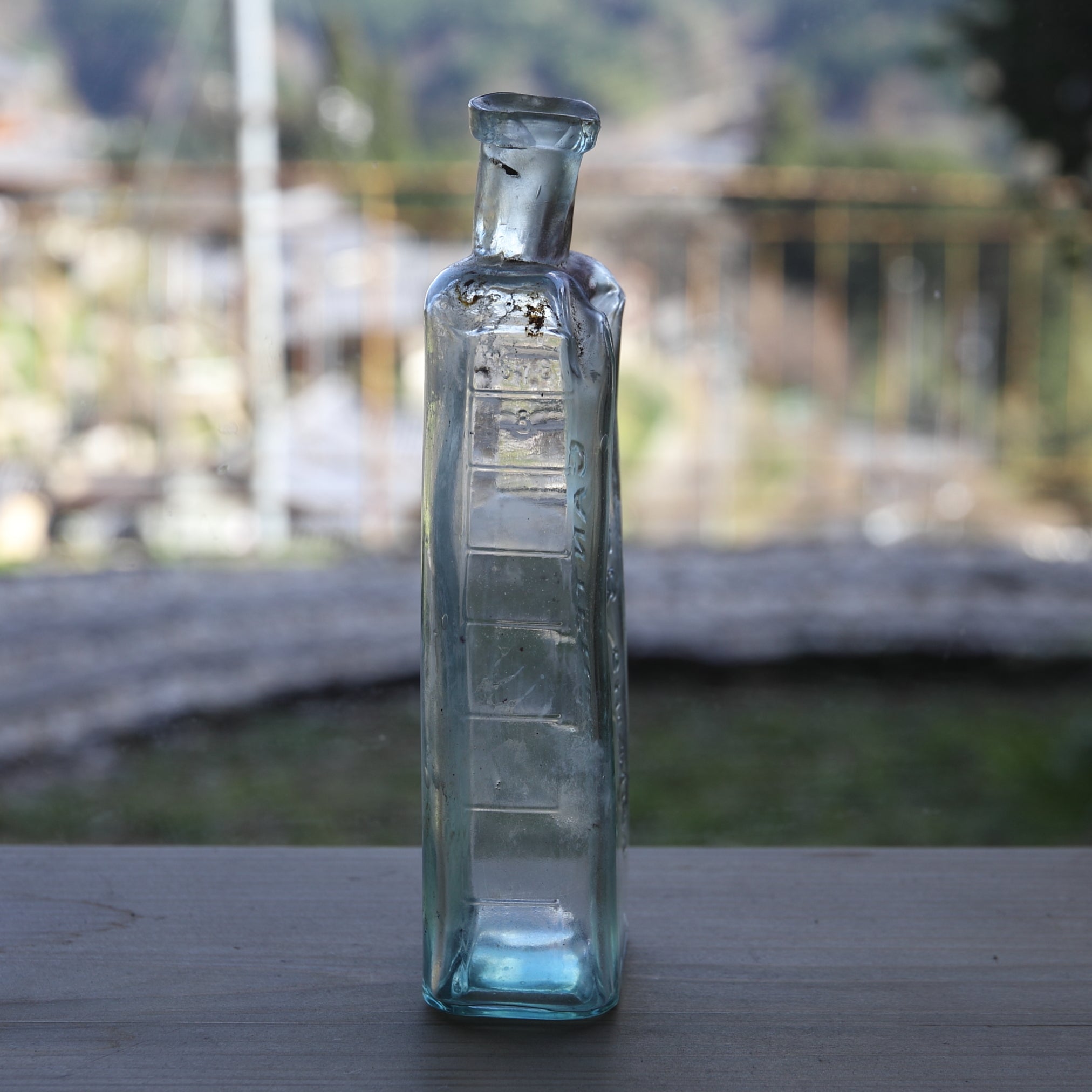BOTELLA DE VIDRIO, Antigüedades británicas, Edad Moderna Temprana(Siglos XVI–XIX)