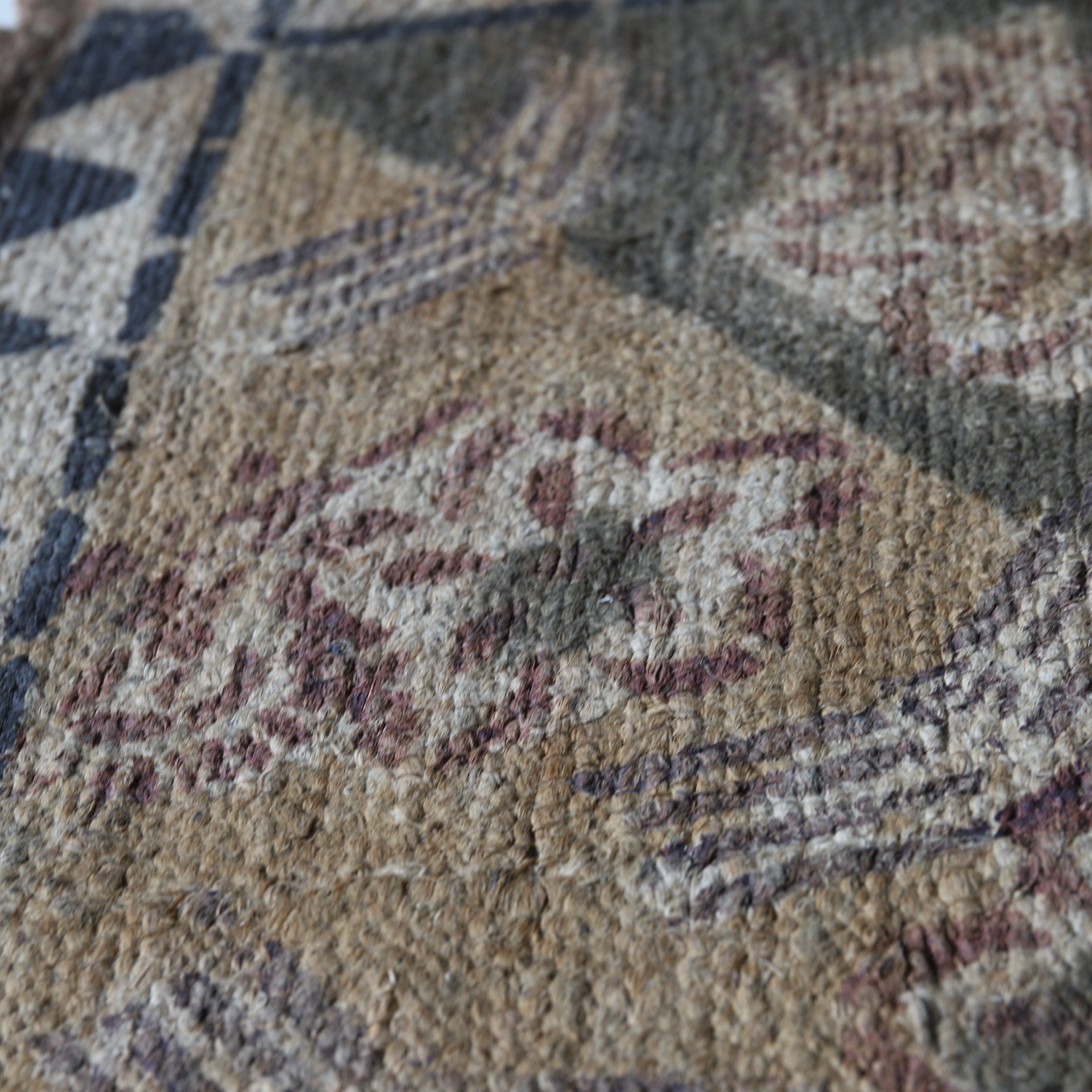 DANTSŪ, Con diseño de tigre, a2, Dinastía Joseon(1392–1897 d. C.)