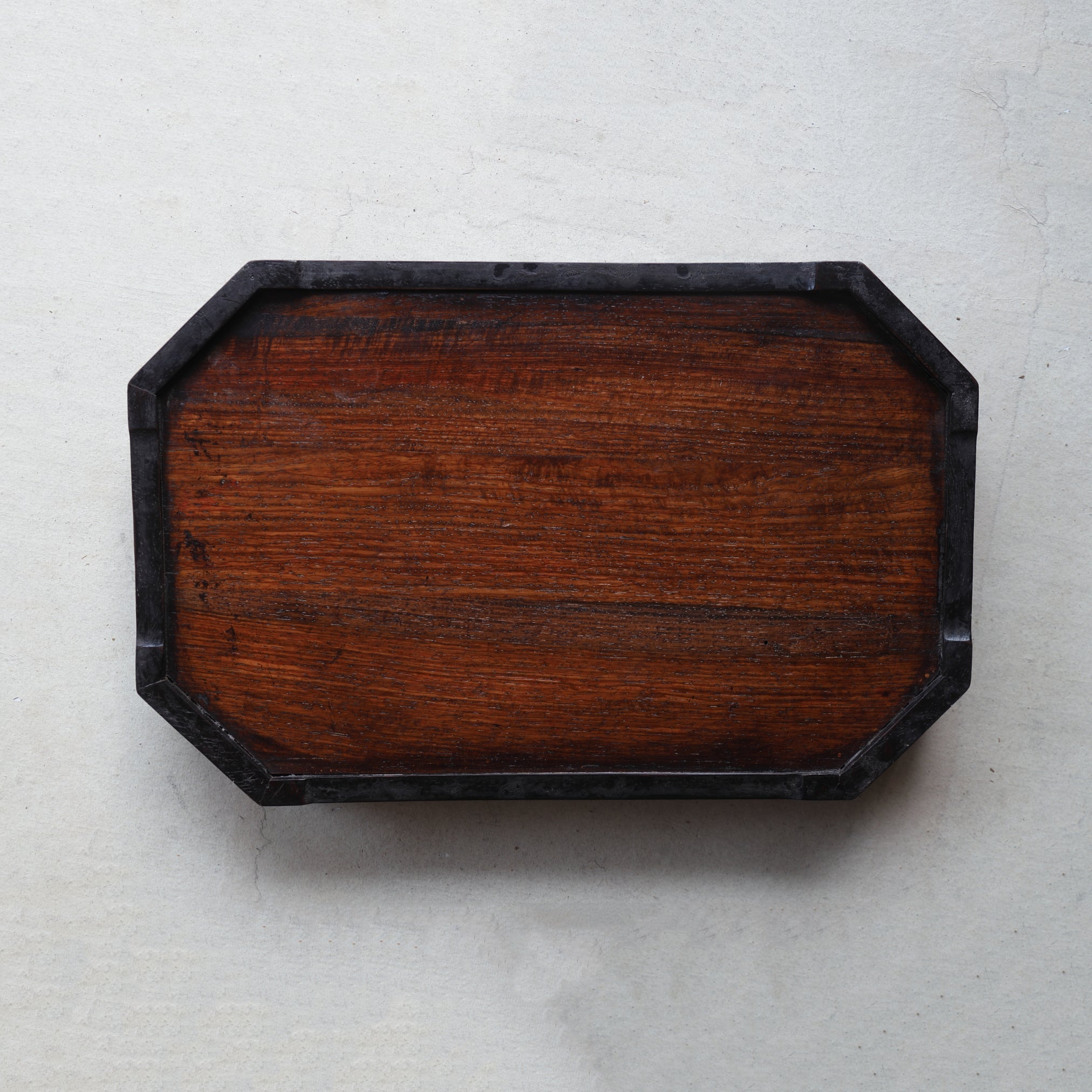 KARAKI-HOLZ RÄUCHERWERK-TABLETT, Paar, Qing-Dynastie(1616–1911 n. Chr.)