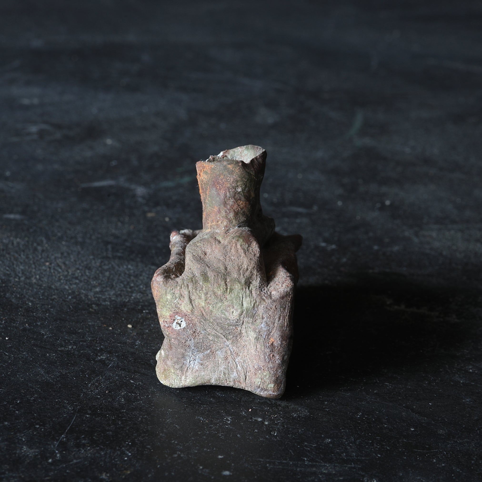 BOTELLA DEFORMADA DE COBRE, Antigüedad holandesa, Edad Moderna Temprana(Siglos XVI–XIX)