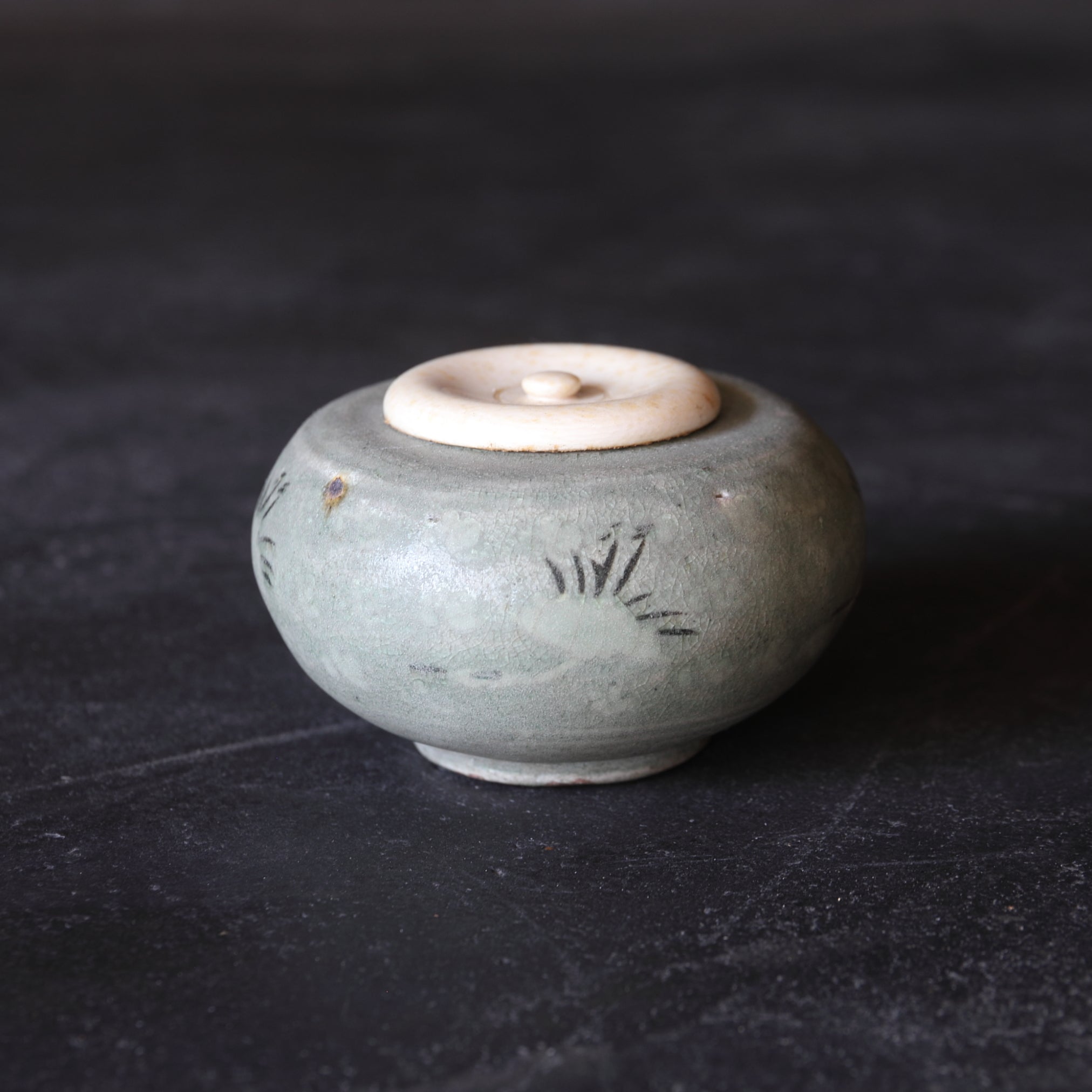 TEEDOSE, Goryeo-Celadon mit kranichmuster, Goryeo-Dynastie(918–1392 n. Chr.)