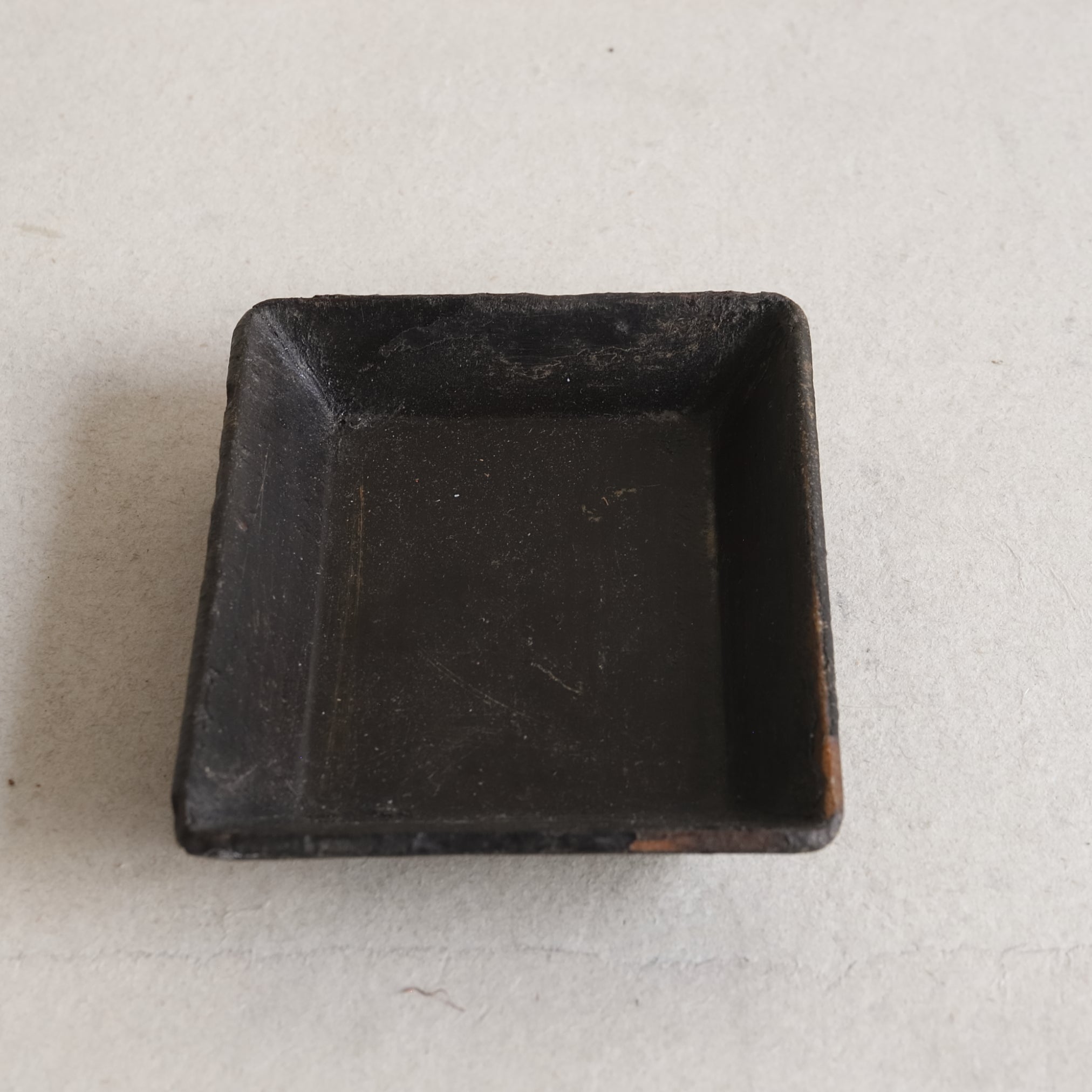 PLATO CUADRADO DE MADERA, Dinastía Joseon(1392–1897 d. C.)