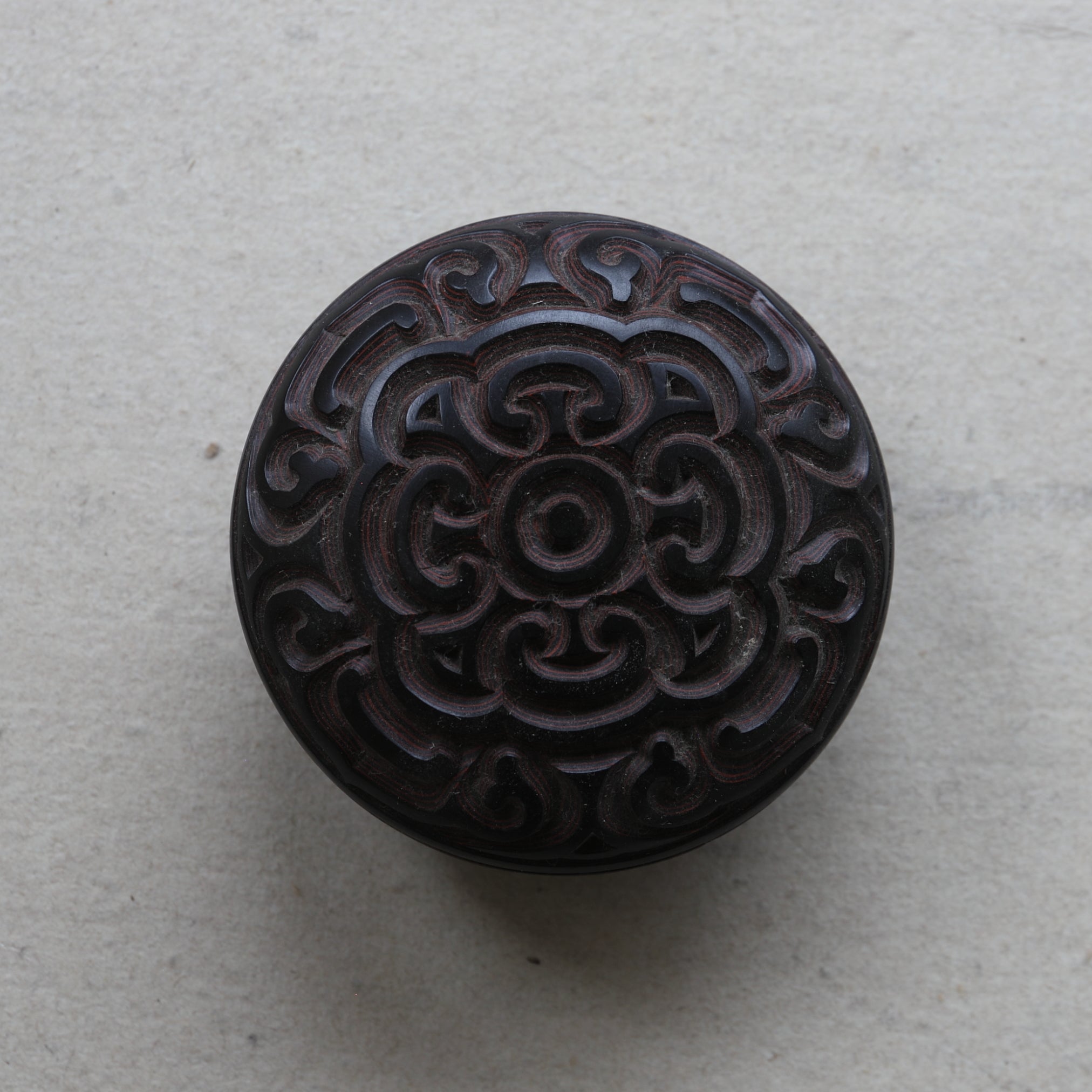 RECIPIENTE PARA INCIENSO, Dinastía Qing(1616–1911 d. C.)