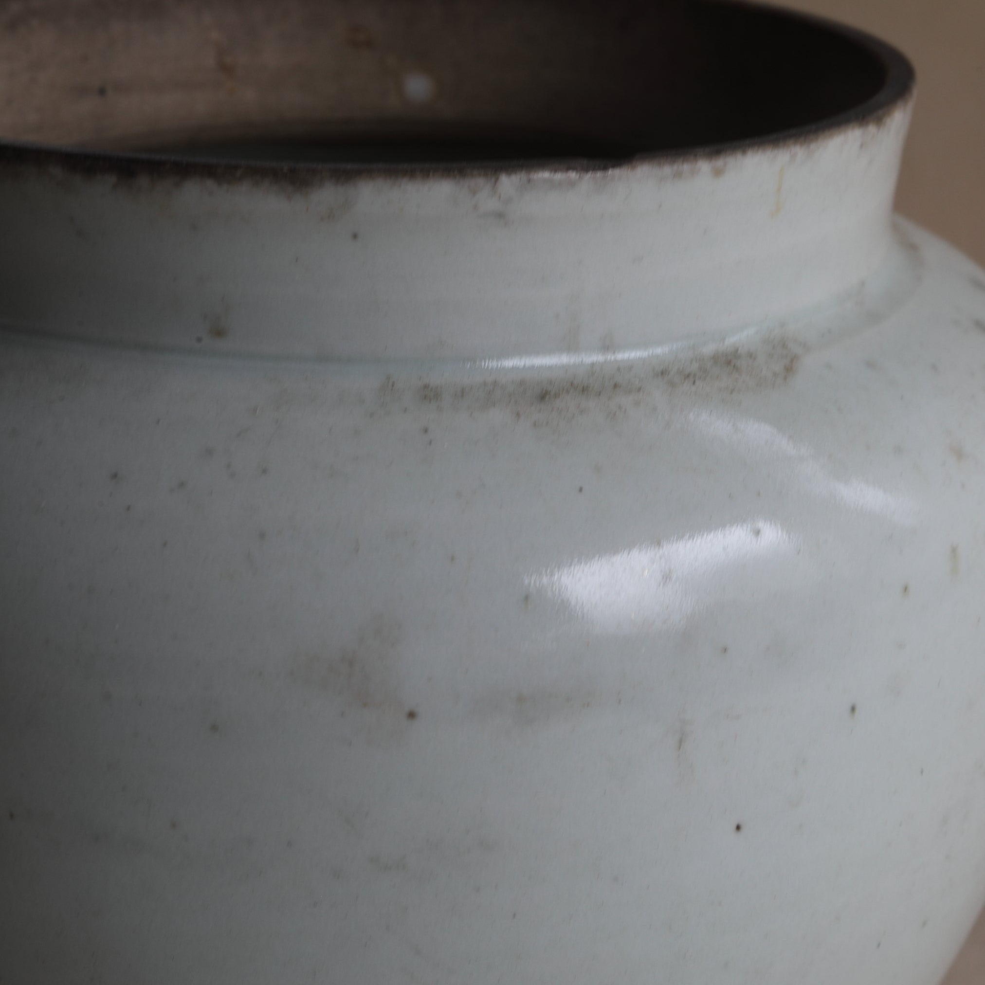 JAR, Ko-Imari, white porcelain, Edo Period(1603–1867CE)