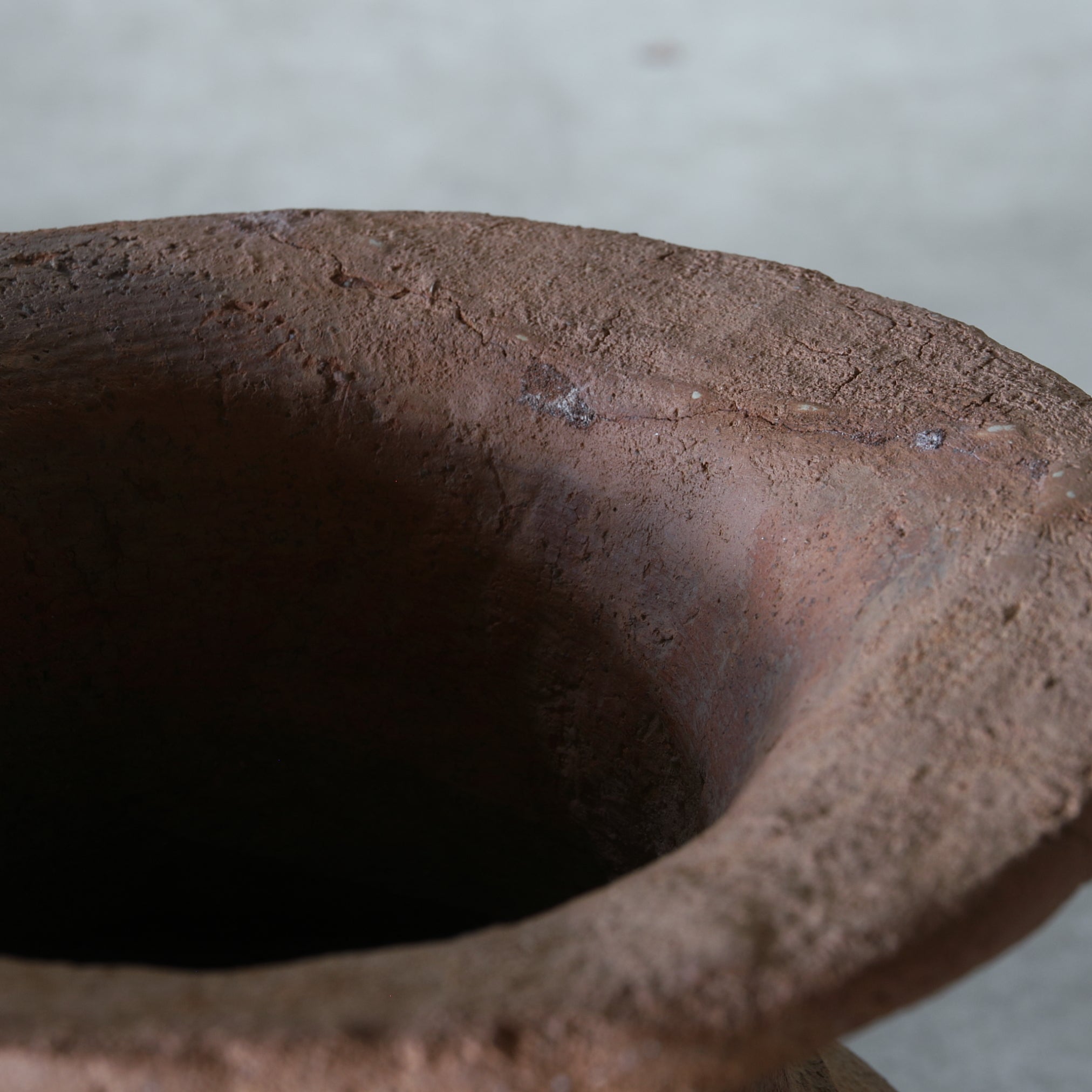 LOZA DE BARRO / CUENCO PROFUNDO, Con decoración, b, Período Yayoi(300 a. C.–250 d. C.)