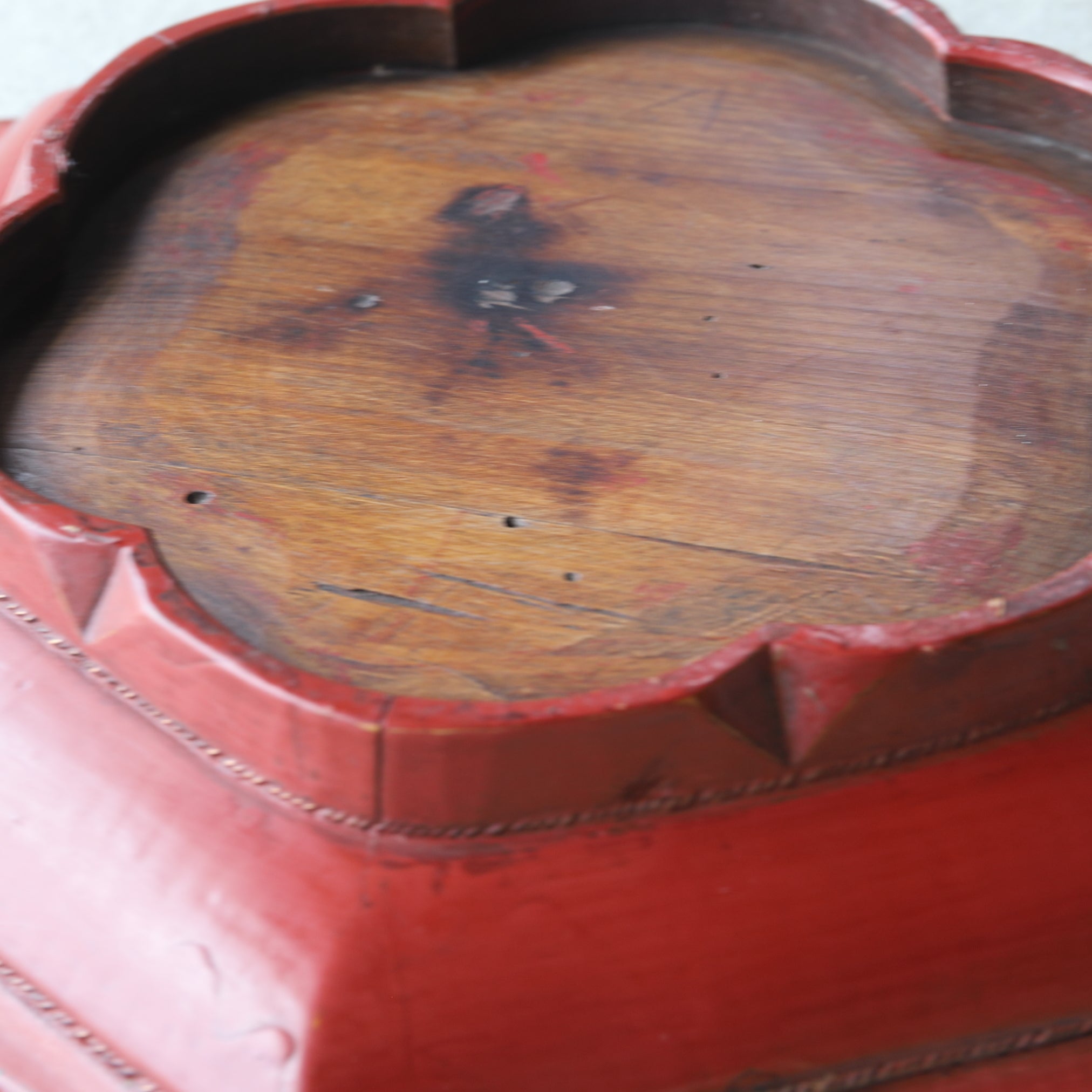 BANDEJA LOBULADA, Dinastía Yuan–Ming(1206–1644 d. C.)