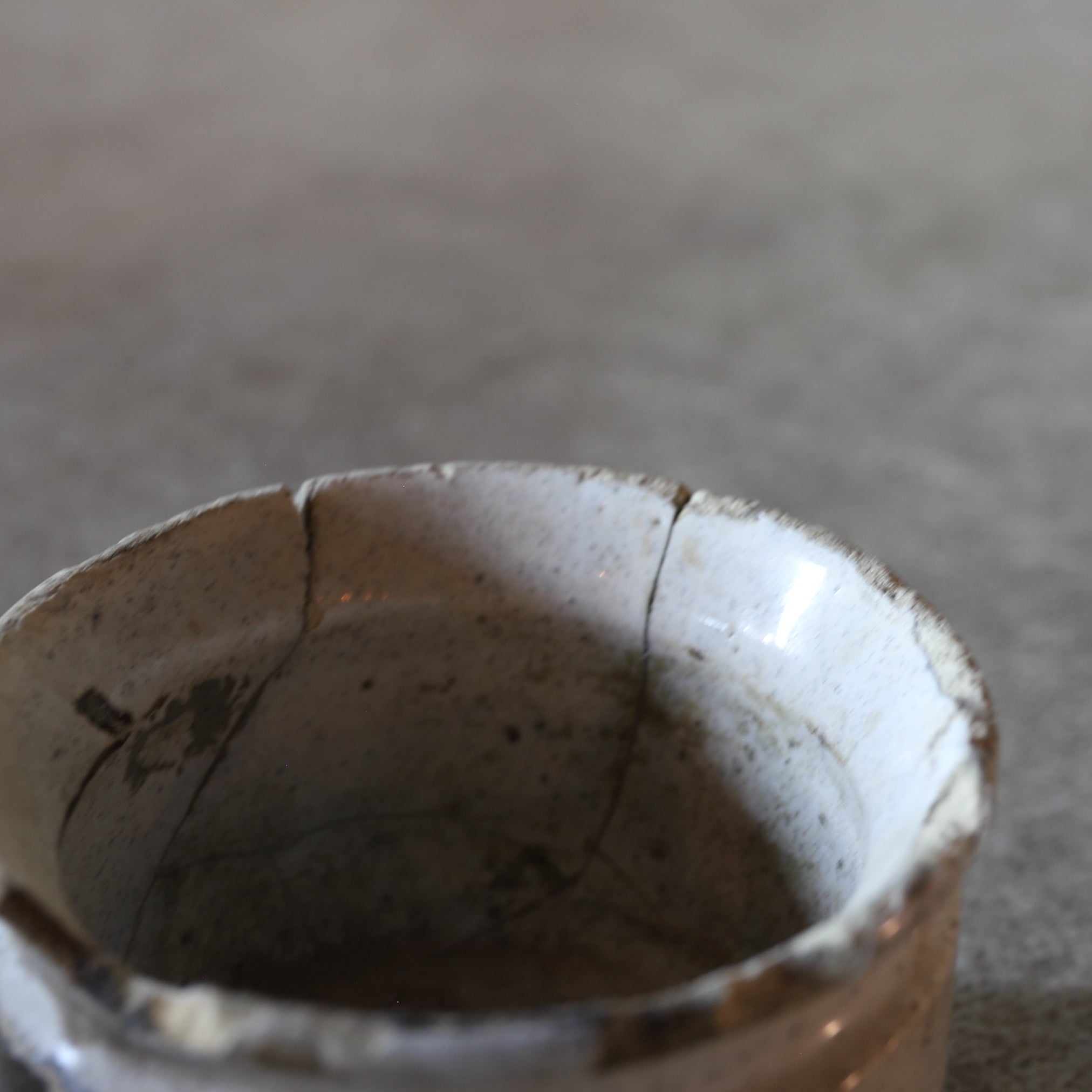 KLEINES GEFÄSS, Delfter Ware, weiß glasiert, 4, Niederländische Antiquität, Frühe Neuzeit(16.–19. Jahrhundert)