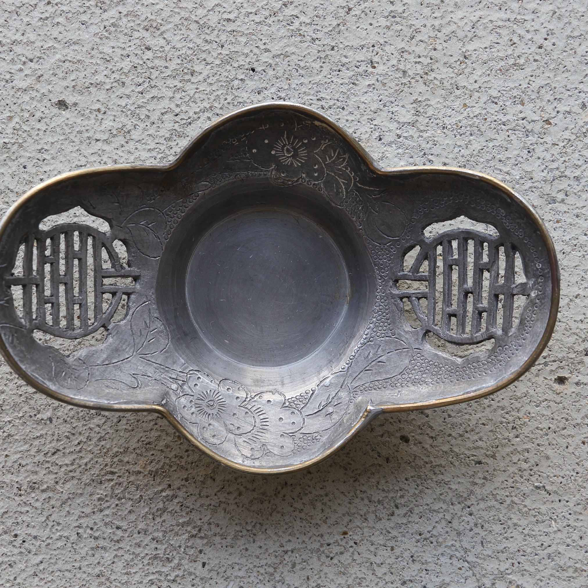 古錫透雕瓜形茶托 5件套(清朝, 西元1616年–1911年)