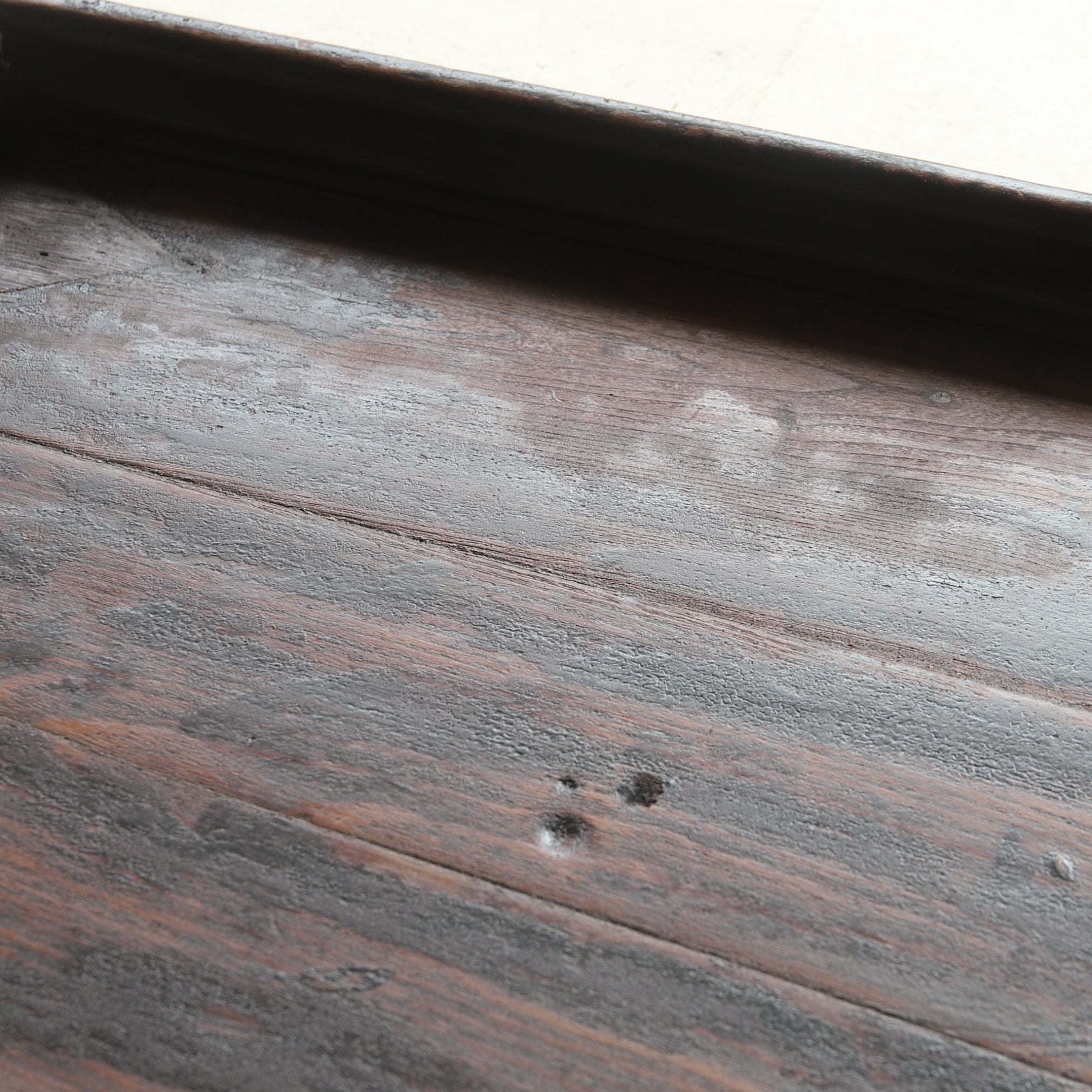 BANDEJA RECTANGULAR DE MADERA, a4, Dinastía Joseon(1392–1897 d. C.)