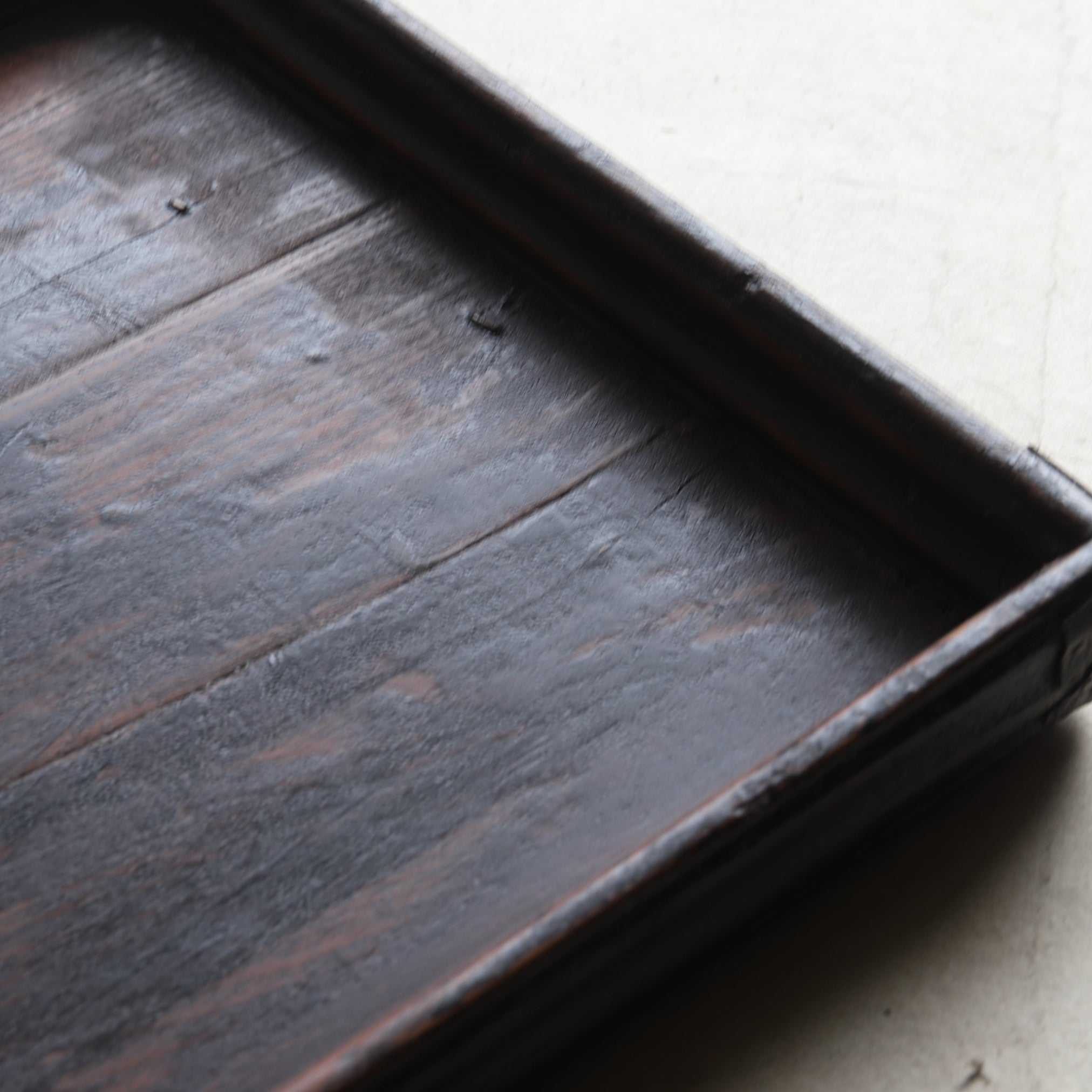 BANDEJA RECTANGULAR DE MADERA, a4, Dinastía Joseon(1392–1897 d. C.)