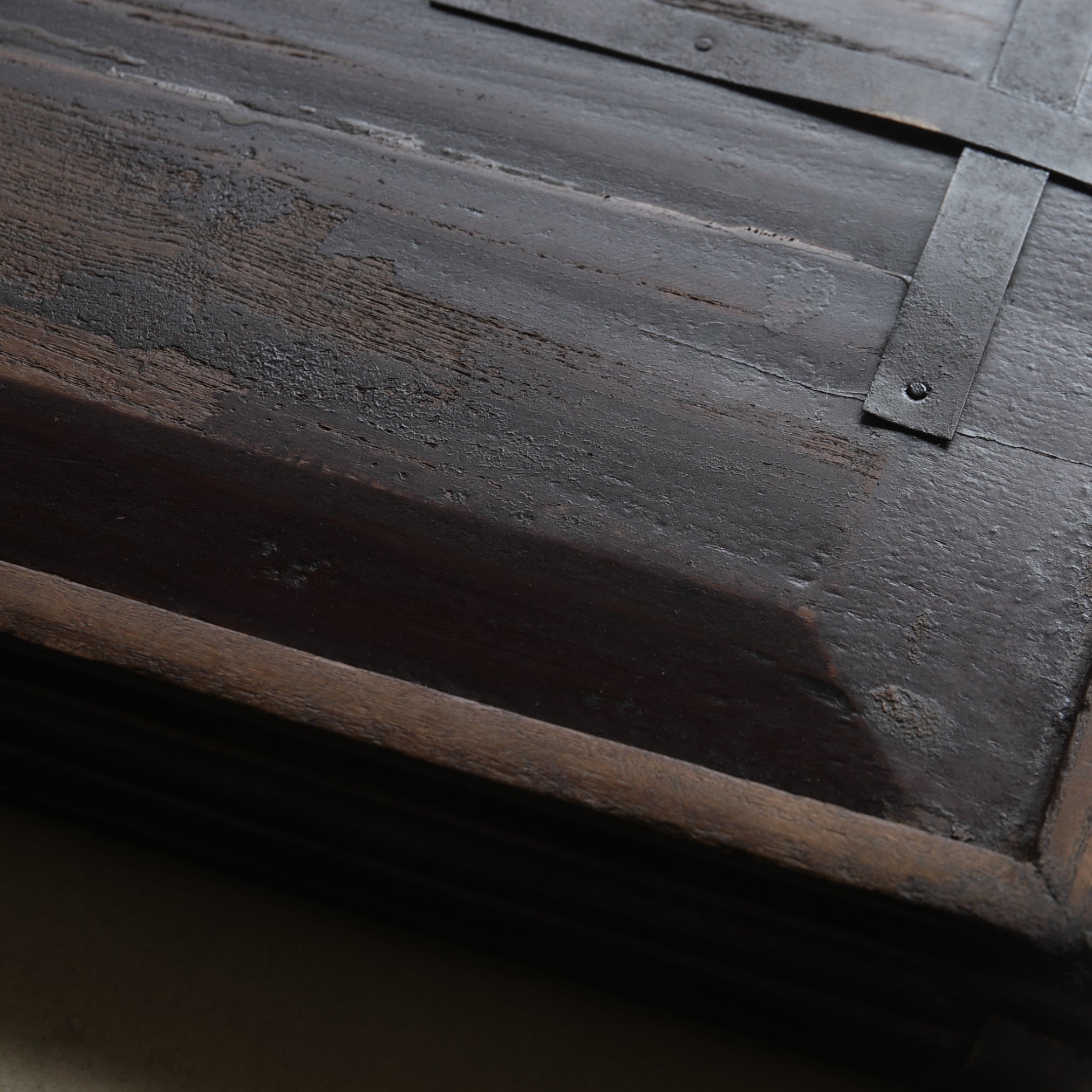 BANDEJA RECTANGULAR DE MADERA, a4, Dinastía Joseon(1392–1897 d. C.)