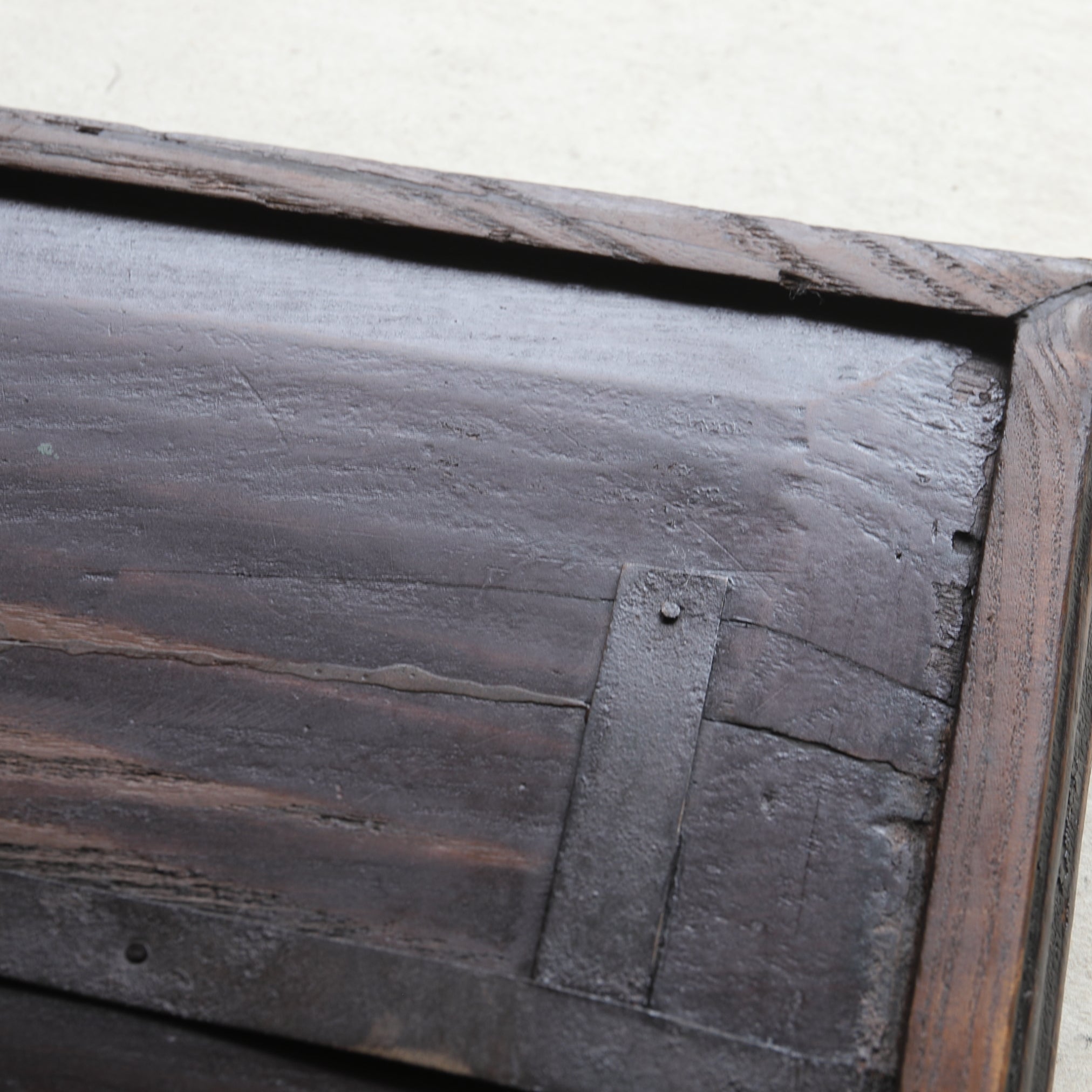 BANDEJA RECTANGULAR DE MADERA, a4, Dinastía Joseon(1392–1897 d. C.)