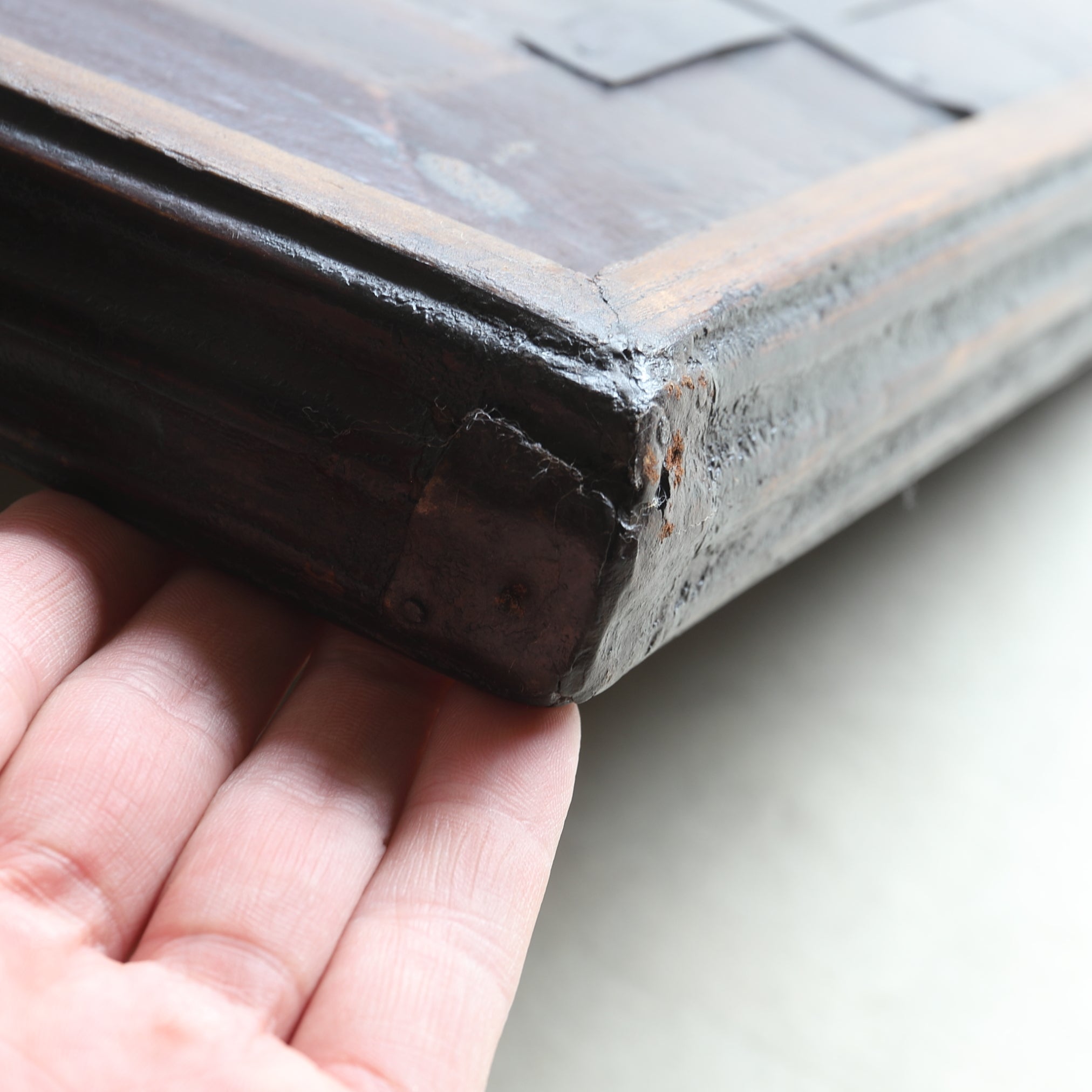 BANDEJA RECTANGULAR DE MADERA, a4, Dinastía Joseon(1392–1897 d. C.)