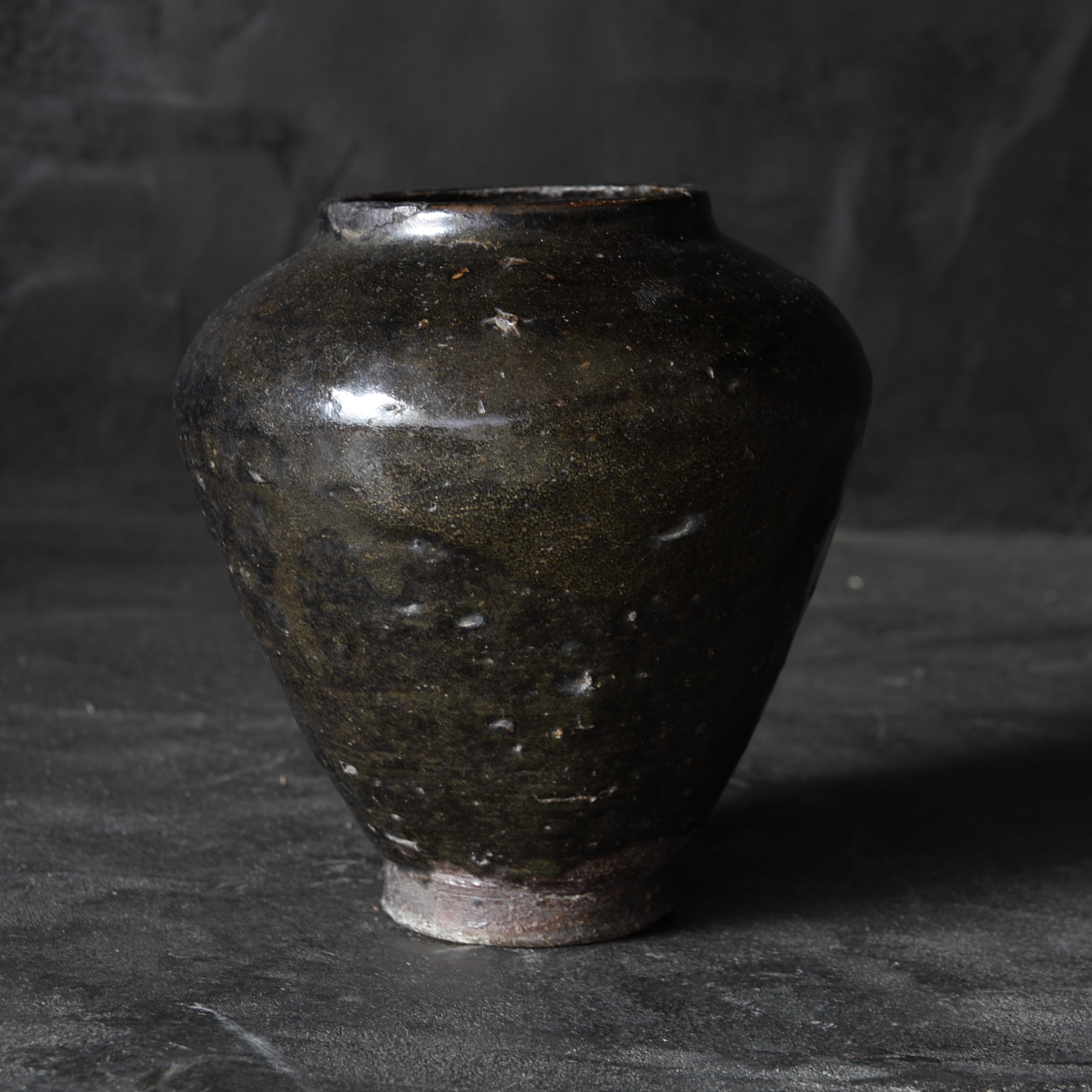 JARRA, Porcelana negra de Goryeo, Dinastía Goryeo(918–1392 d. C.)
