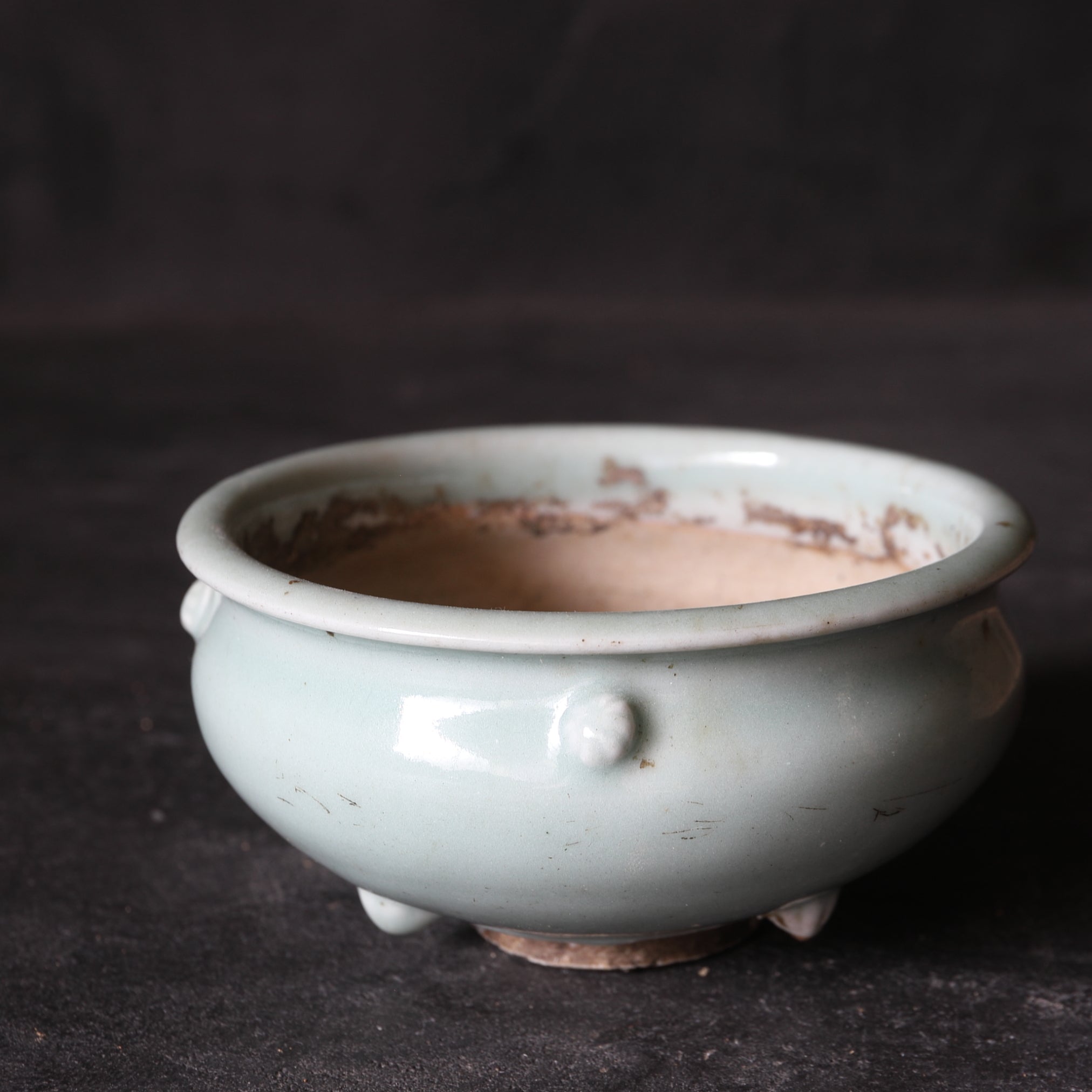 INCENSARIO, Imari temprano, celadón, Período Edo(1603–1867 d. C.)