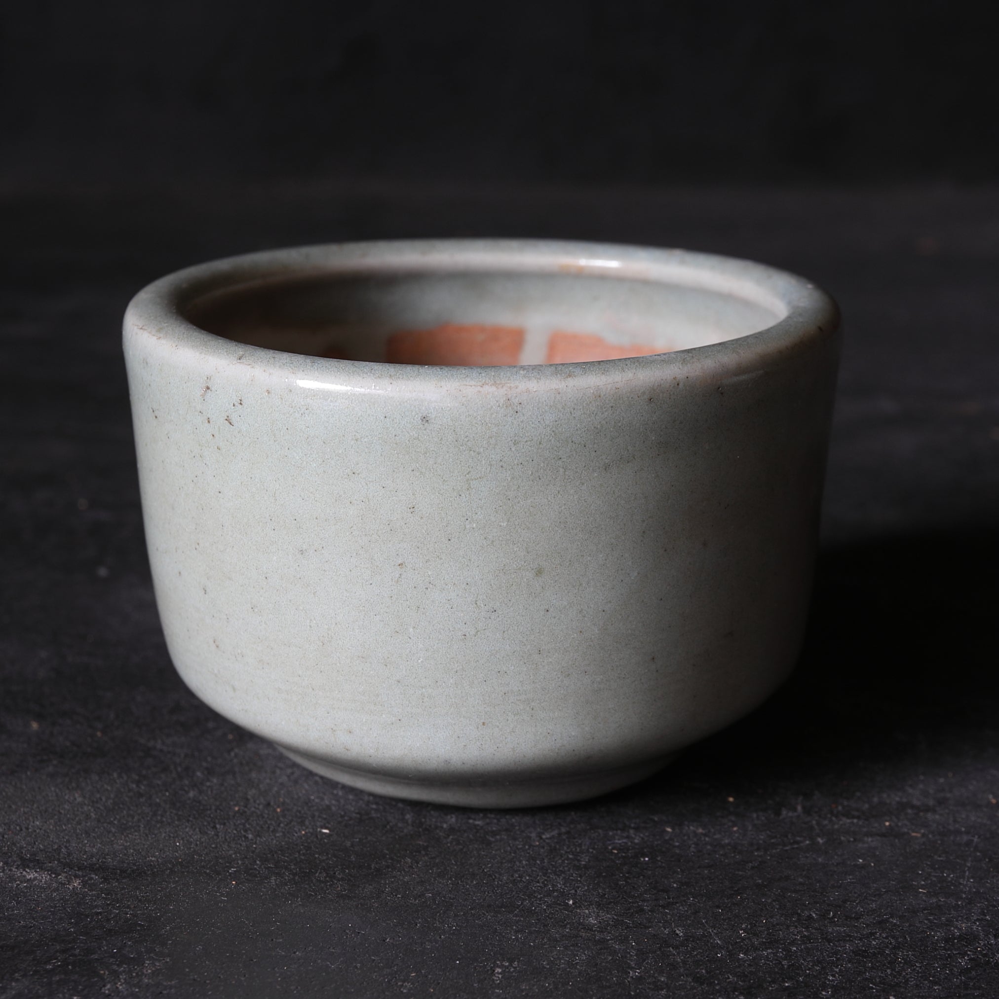 RÖHRE / RÄUCHERGEFÄSS, Longquan-Brennofen, shichikan-celadon, Ming-Dynastie(1368–1644 n. Chr.)