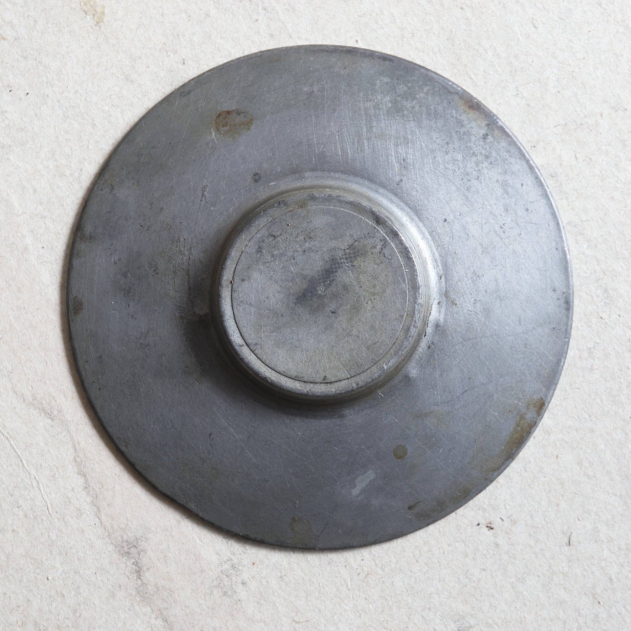 古锡圆式茶托 5件套(清朝, 公元1616年–1911年)