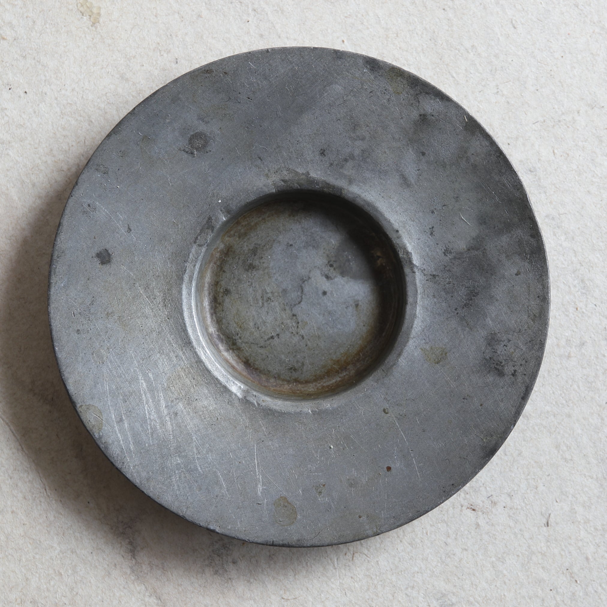 古锡圆式茶托 5件套(清朝, 公元1616年–1911年)
