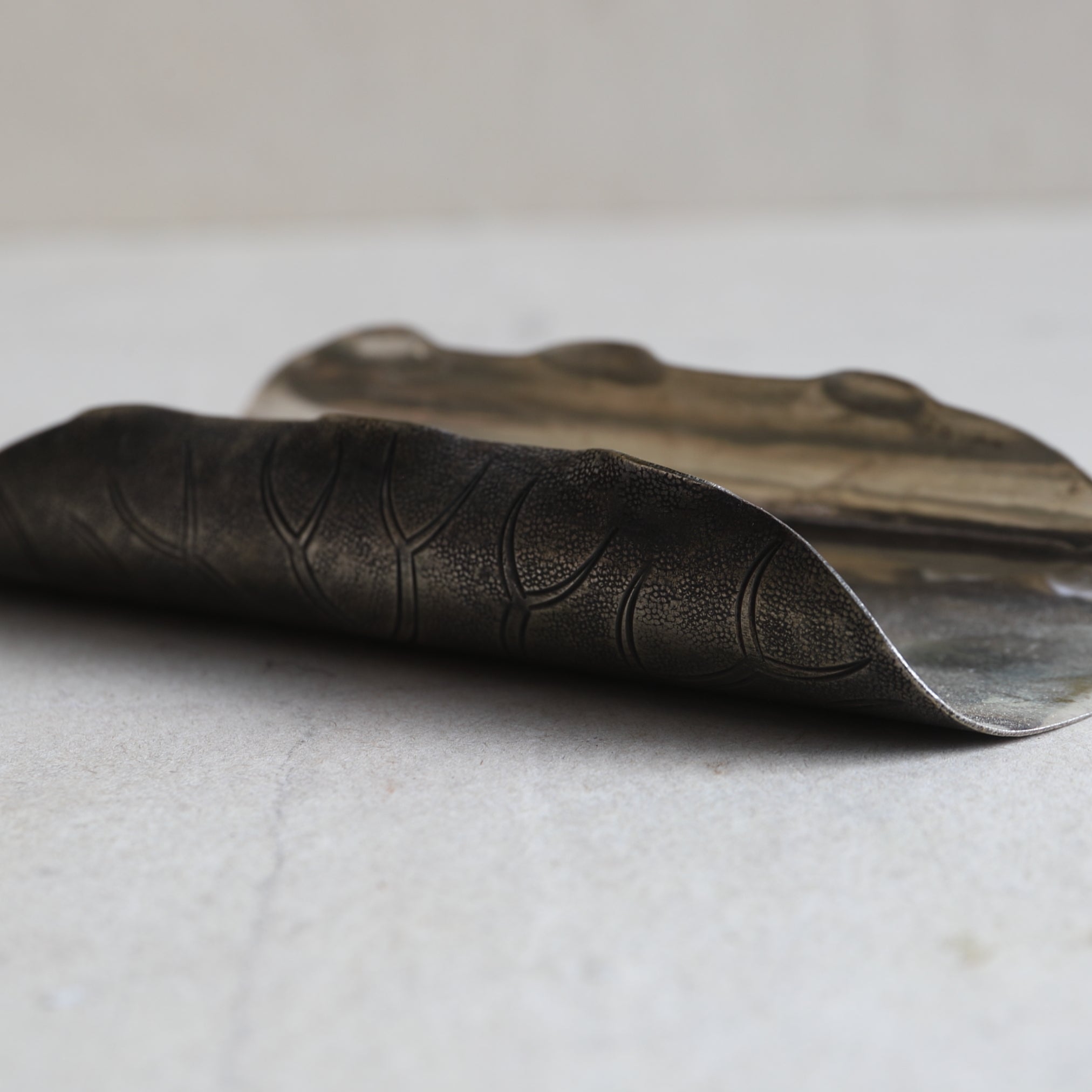 PELLE À THÉ EN LOTUS EN ARGENT, Période moderne précoce(XVIe–XIXe siècle)