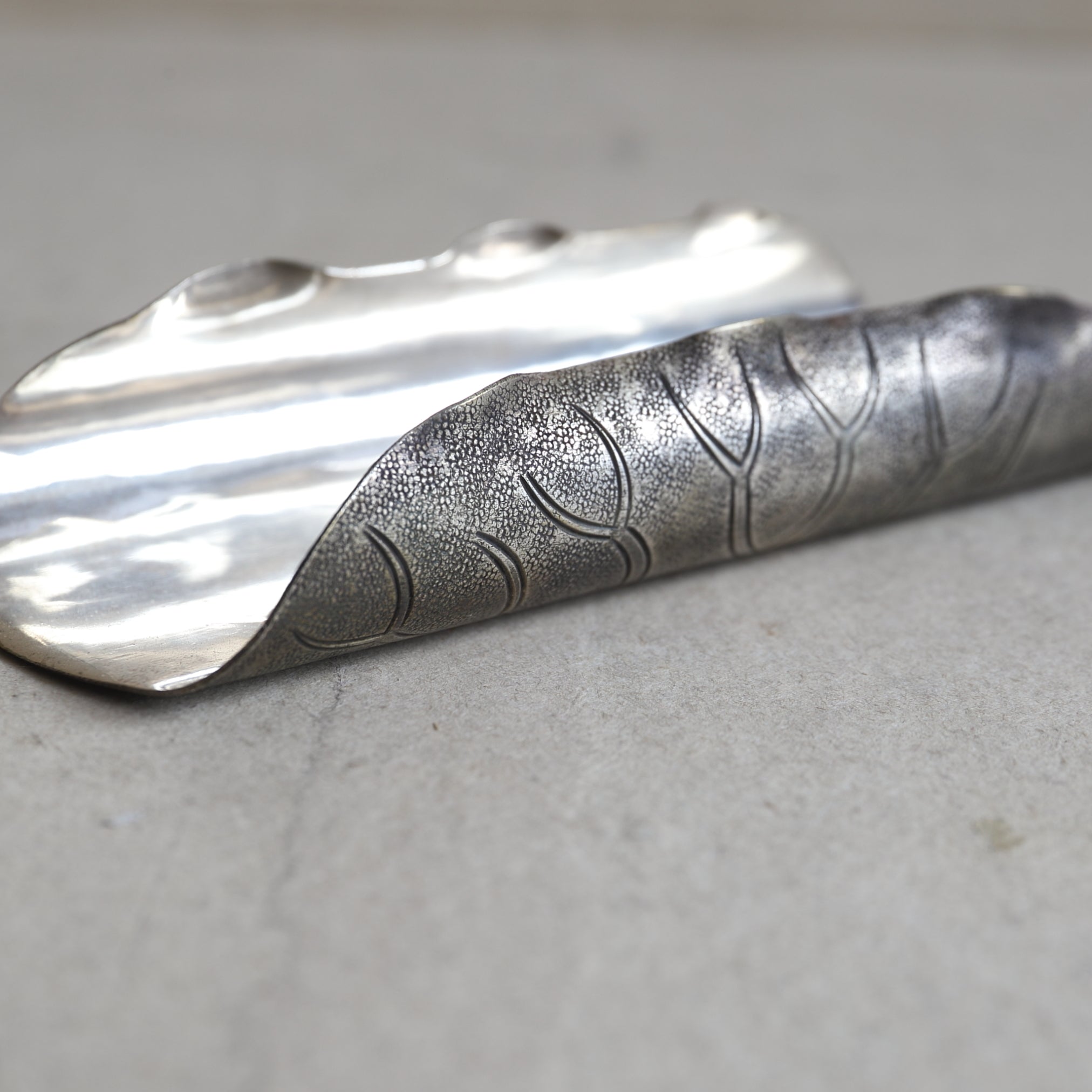 PELLE À THÉ EN LOTUS EN ARGENT, Période moderne précoce(XVIe–XIXe siècle)