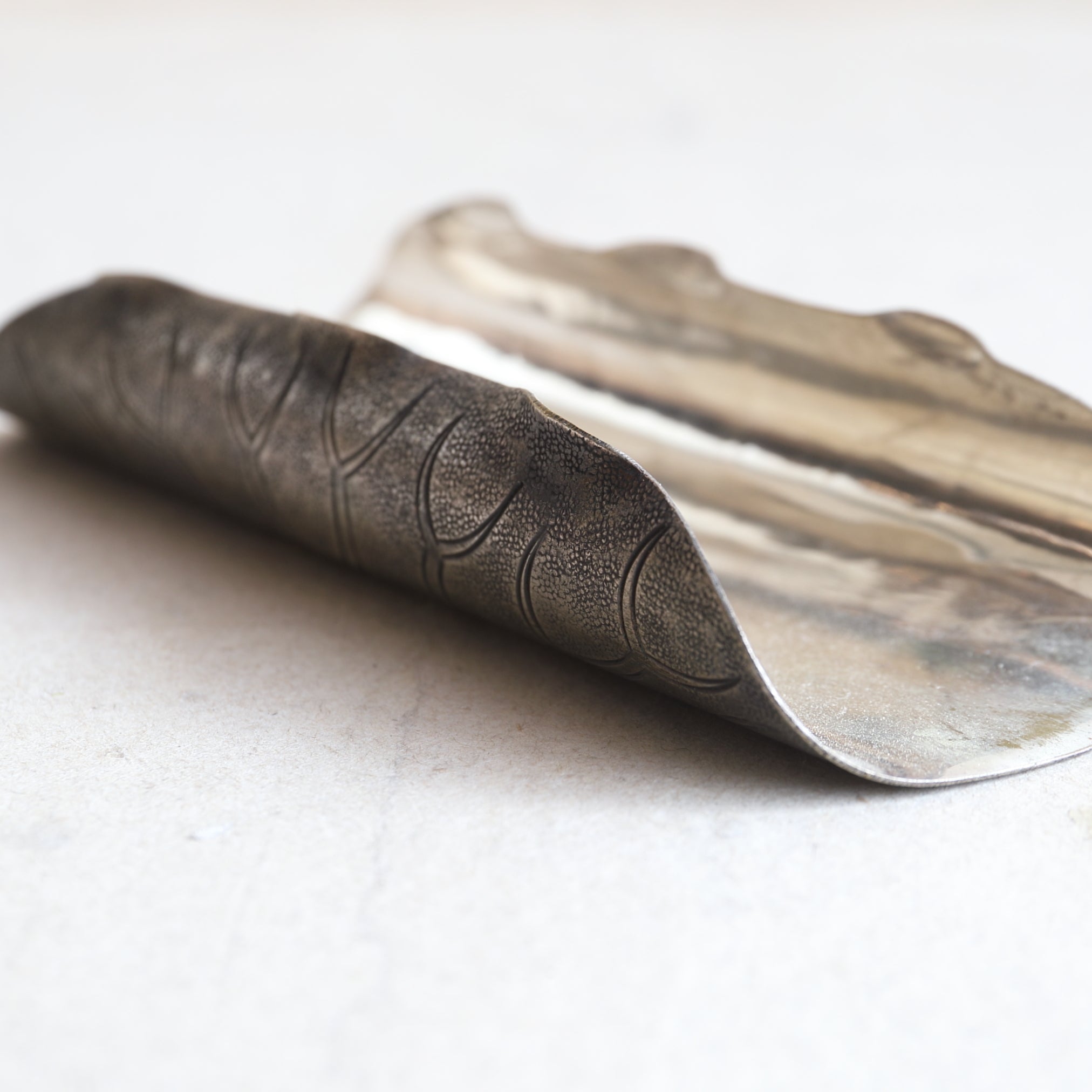 PELLE À THÉ EN LOTUS EN ARGENT, Période moderne précoce(XVIe–XIXe siècle)