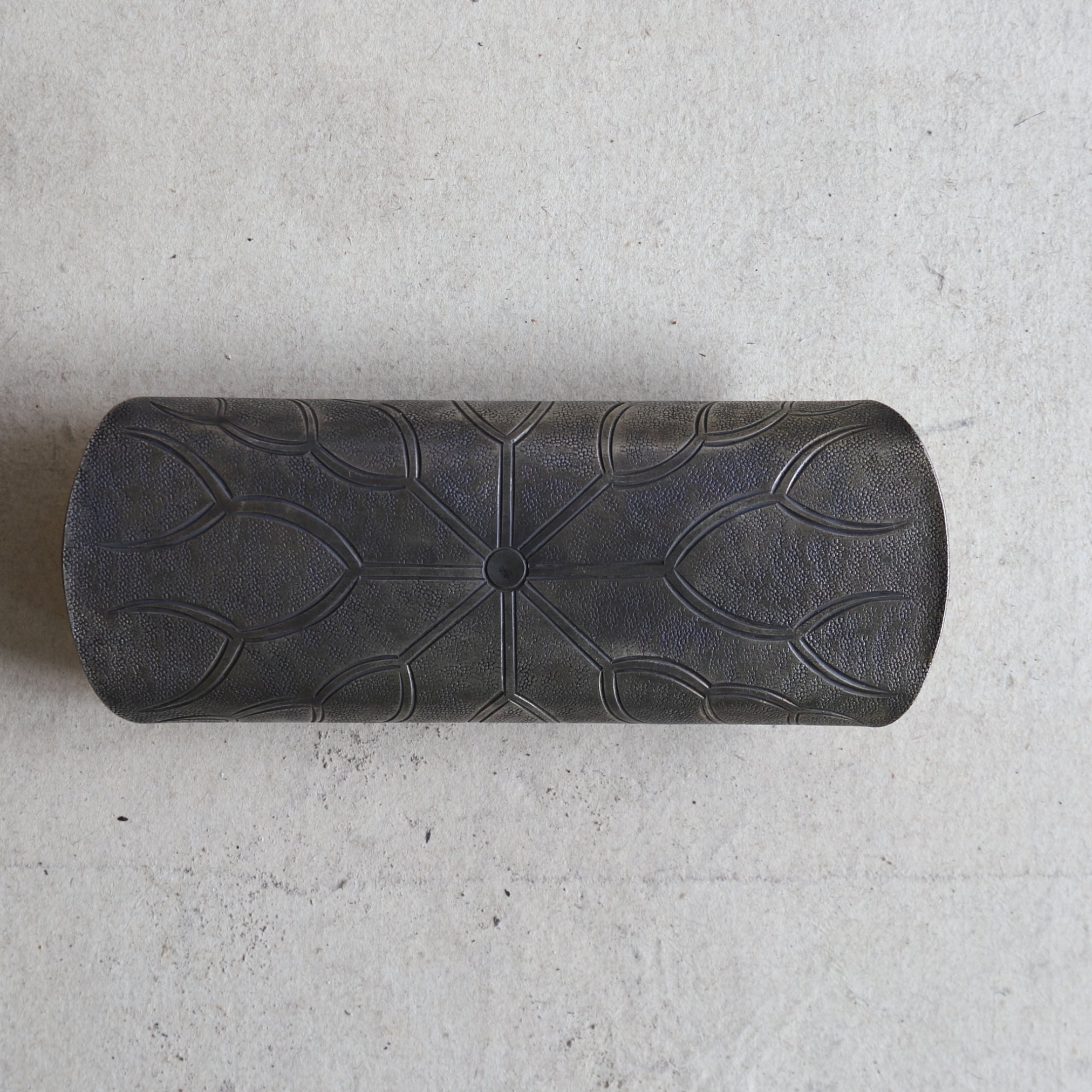 PELLE À THÉ EN LOTUS EN ARGENT, Période moderne précoce(XVIe–XIXe siècle)