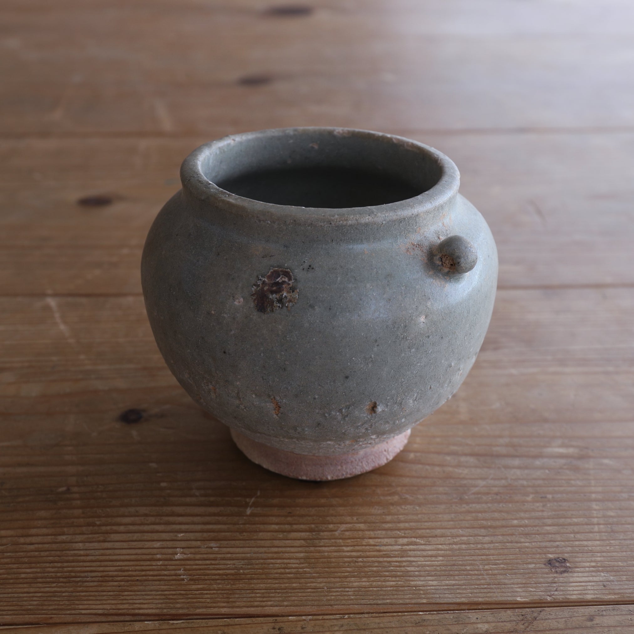 ZWEIHENKELGEFÄSS, Sawankhalok-Keramik, Mittelalter(12.–16. Jahrhundert)