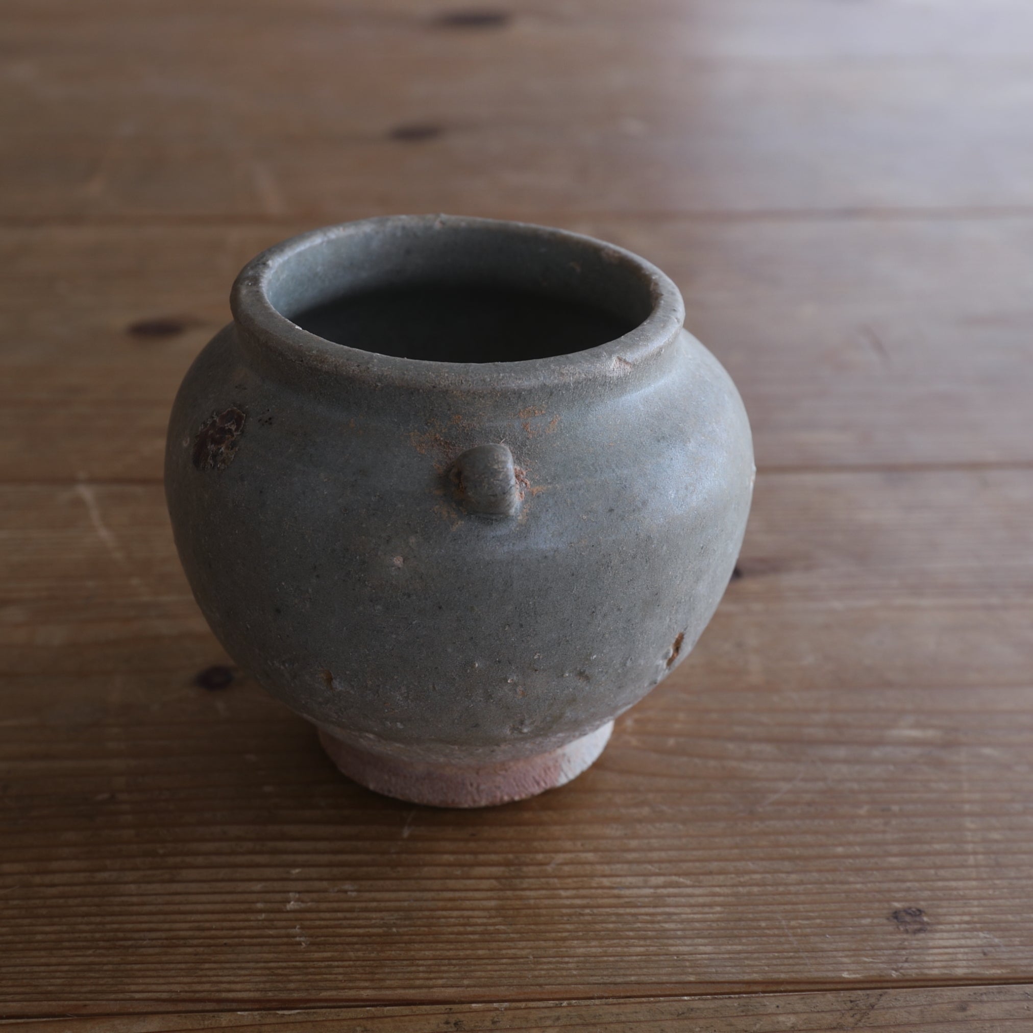 ZWEIHENKELGEFÄSS, Sawankhalok-Keramik, Mittelalter(12.–16. Jahrhundert)