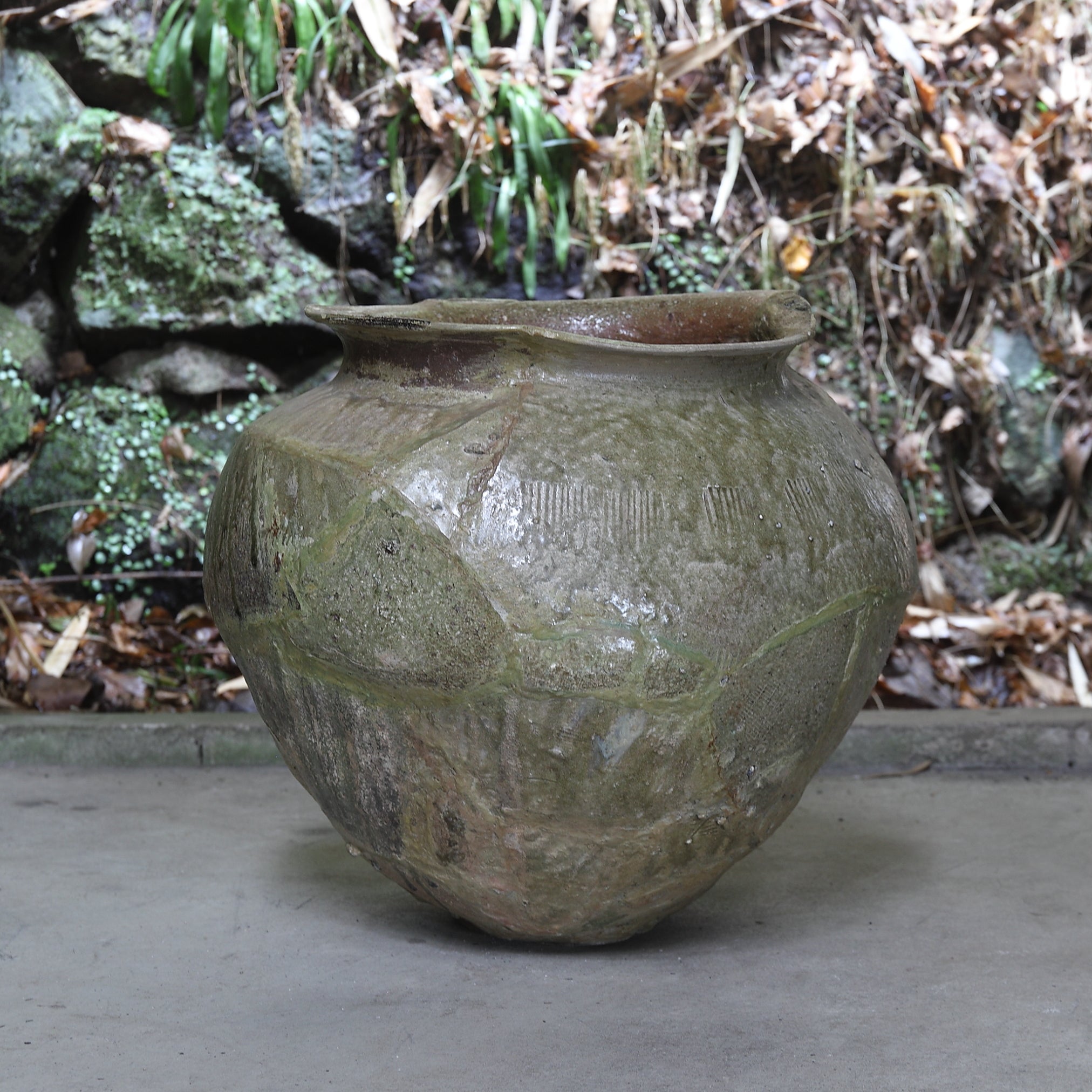 JARRA DE TÚMULO DE SUTRAS / JARRA GRANDE, Ko-Tokoname, con caja inscrita, Período Heian(794–1185 d. C.)