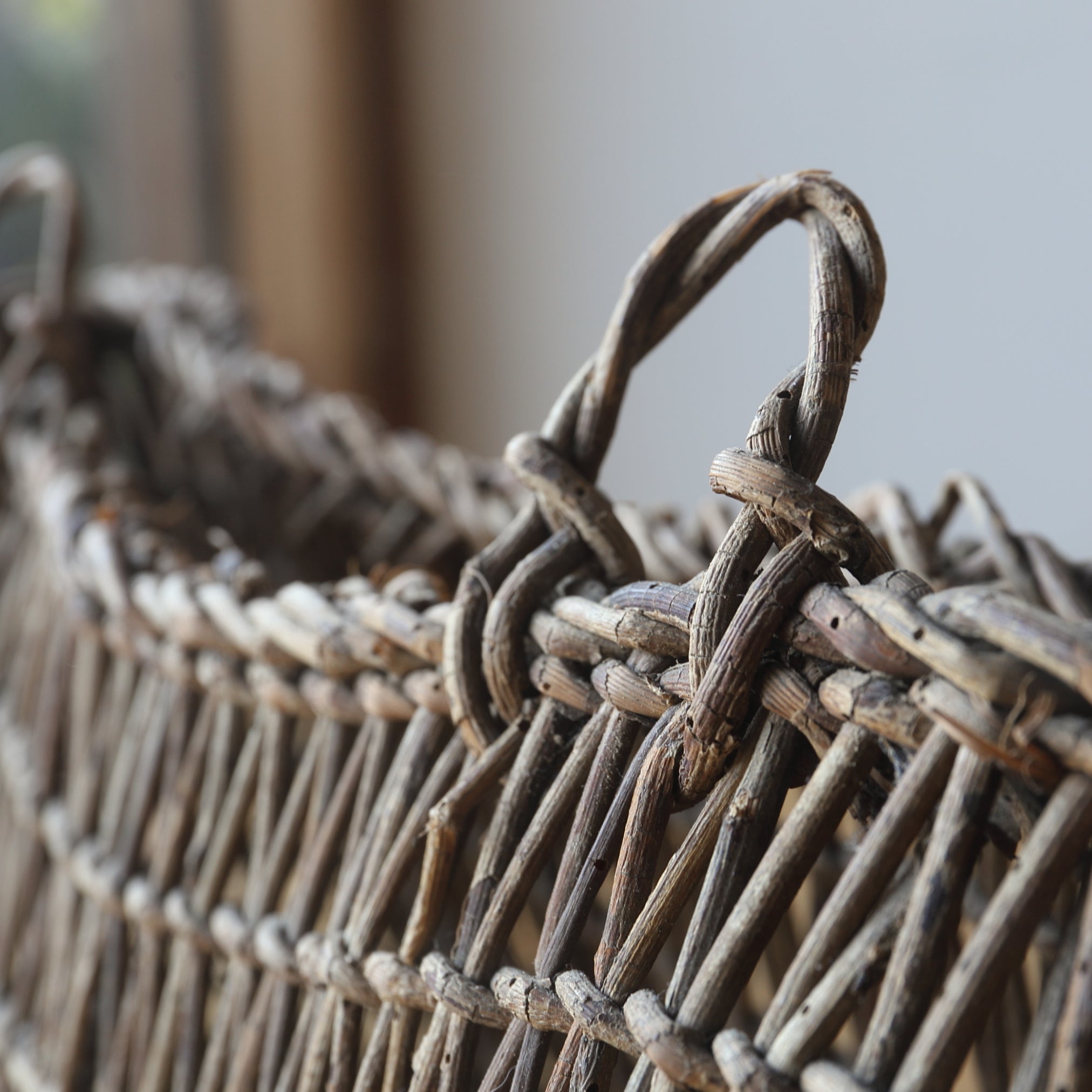 CESTA PARA FLORES DE AKEBIA, Edad Moderna Temprana(Siglos XVI–XIX)