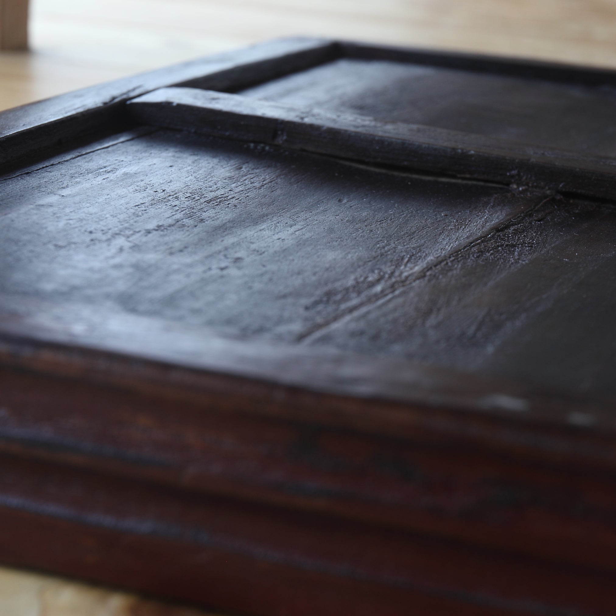 BANDEJA DE MADERA GRANDE, En forma de cuadrada, a1, Dinastía Joseon(1392–1897 d. C.)