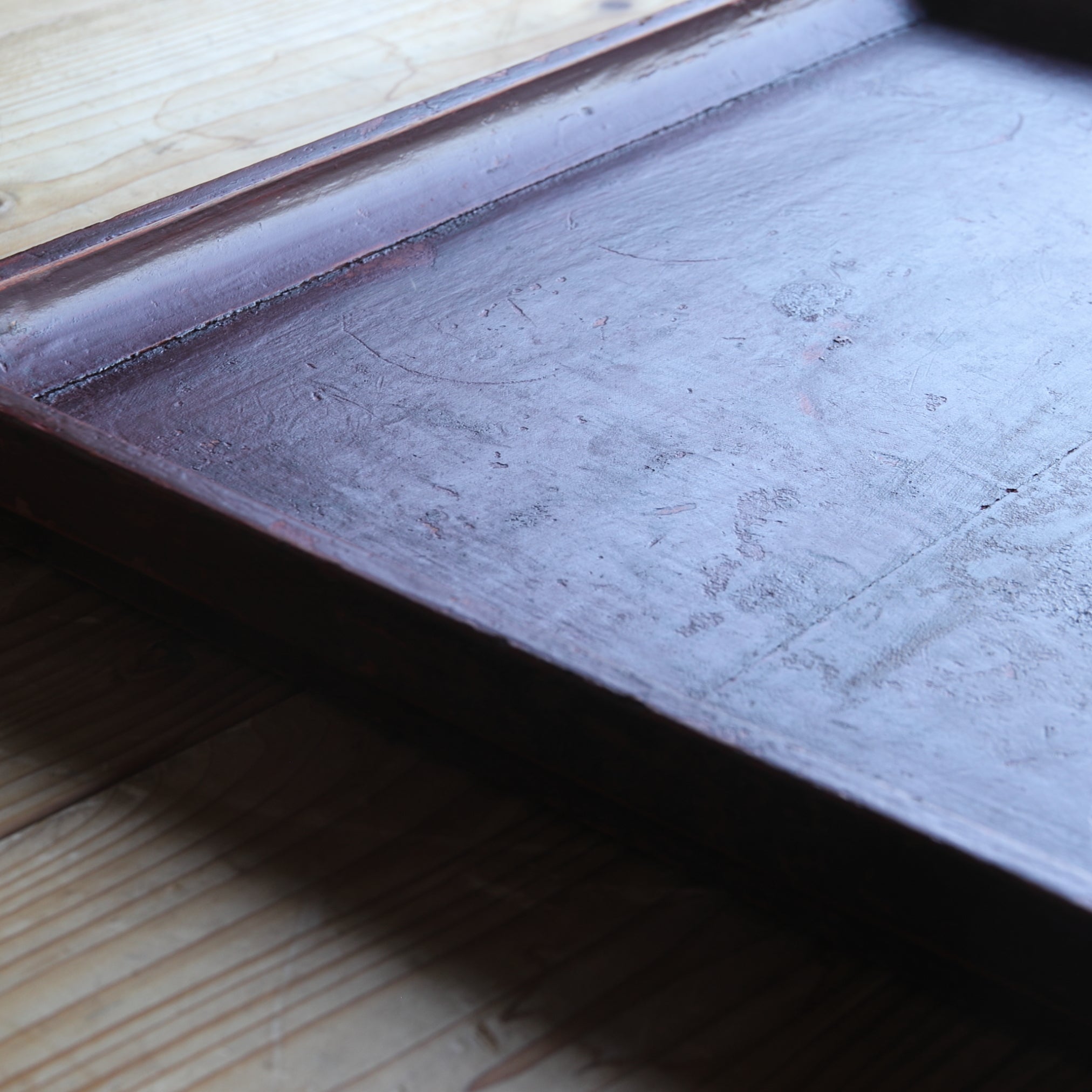 BANDEJA DE MADERA GRANDE, En forma de cuadrada, a2, Dinastía Joseon(1392–1897 d. C.)