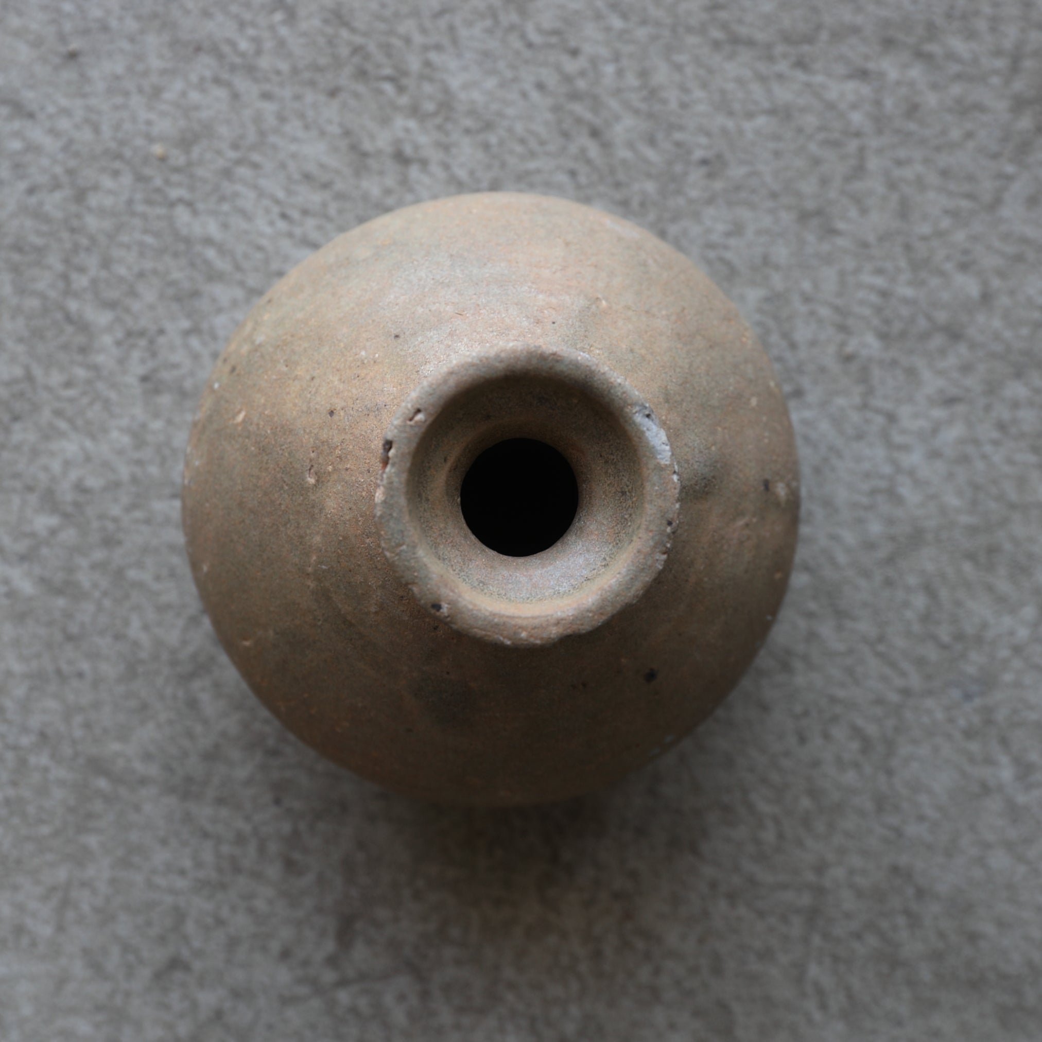 KLEINES GEFÄSS, Goryeo-Celadon, Goryeo-Dynastie(918–1392 n. Chr.)