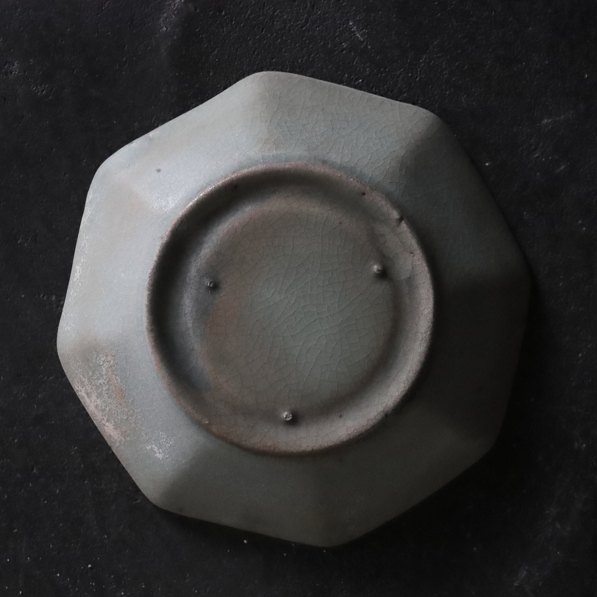 PIATTO OTTAGONALE, Celadon Goryeo, Dinastia Goryeo(918–1392 d.C.)