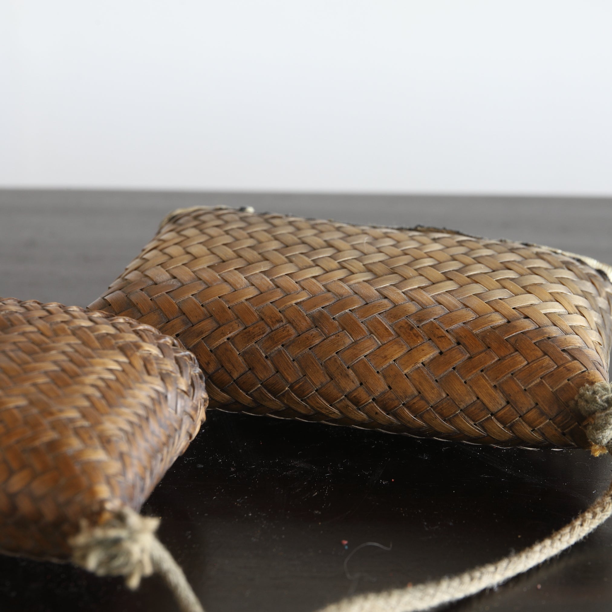 RECIPIENTE CON TAPA VIEJO, Período Edo–Meiji(1603–1912 d. C.)