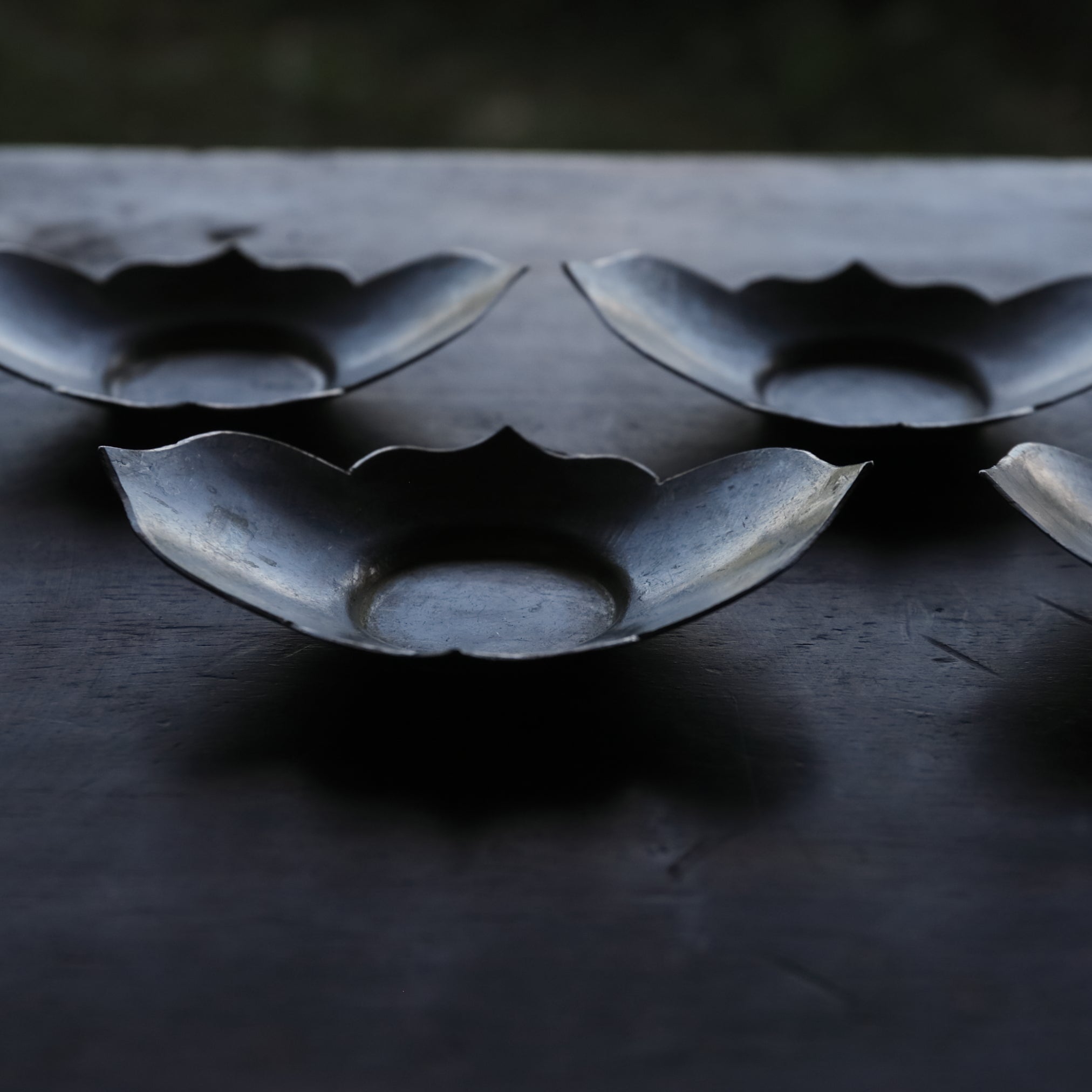 OLD LOBED-FLOWER-SHAPED TIN TEA SAUCER, Set of 5, Qing Dynasty(1616–1911CE)