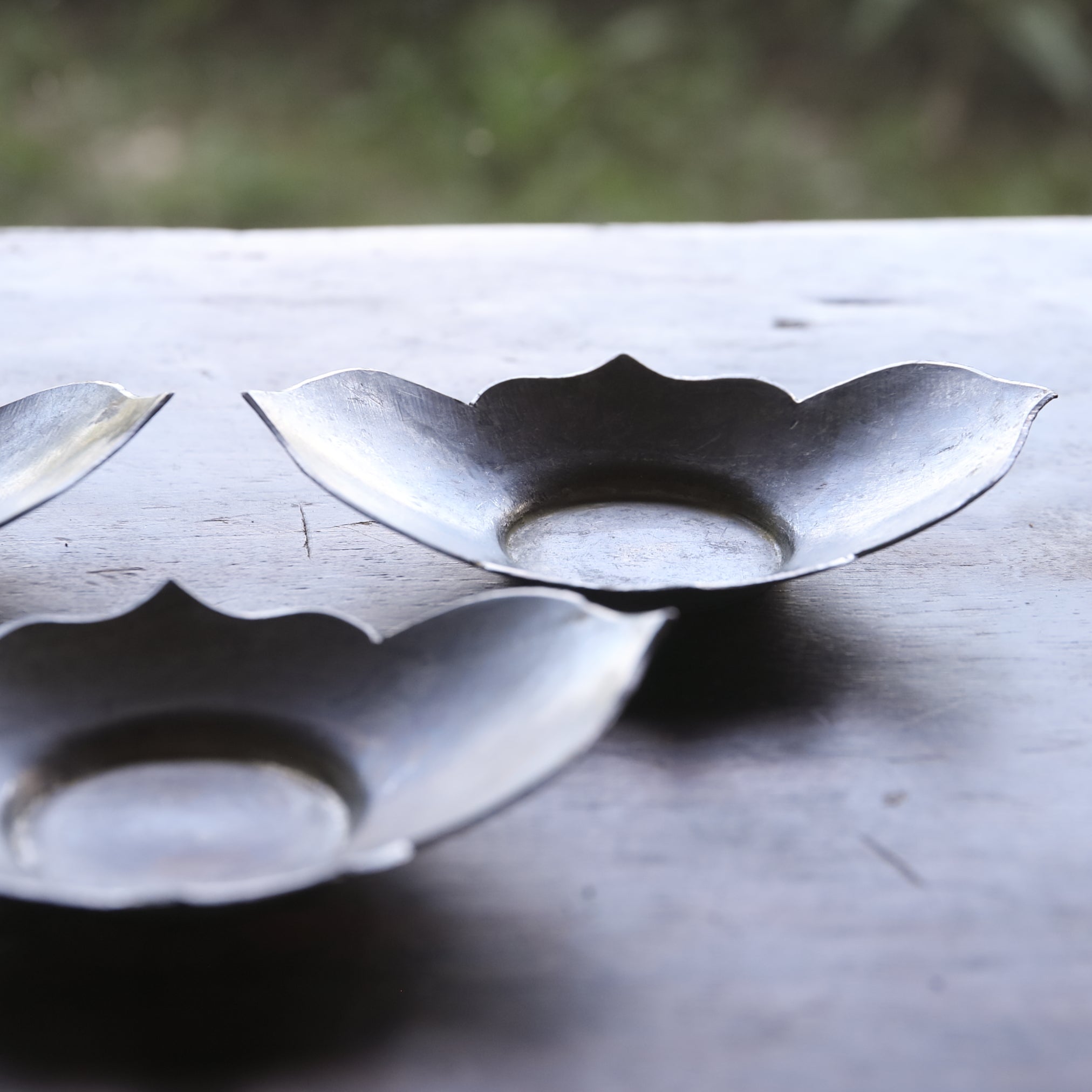 OLD LOBED-FLOWER-SHAPED TIN TEA SAUCER, Set of 5, Qing Dynasty(1616–1911CE)