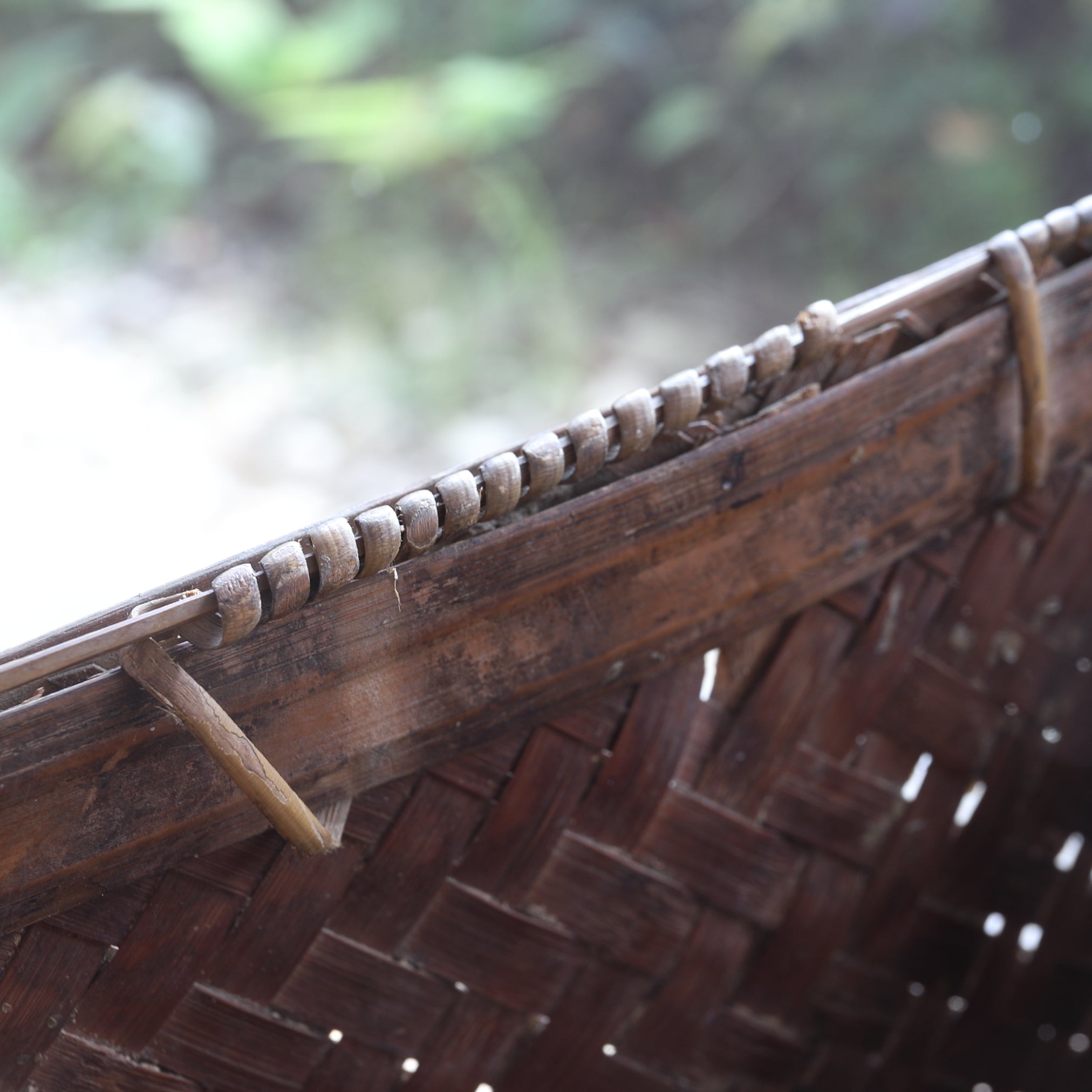 CESTA / CAJA DE TÉ DE KUDZU GRANDE, Período Edo–Meiji(1603–1912 d. C.)