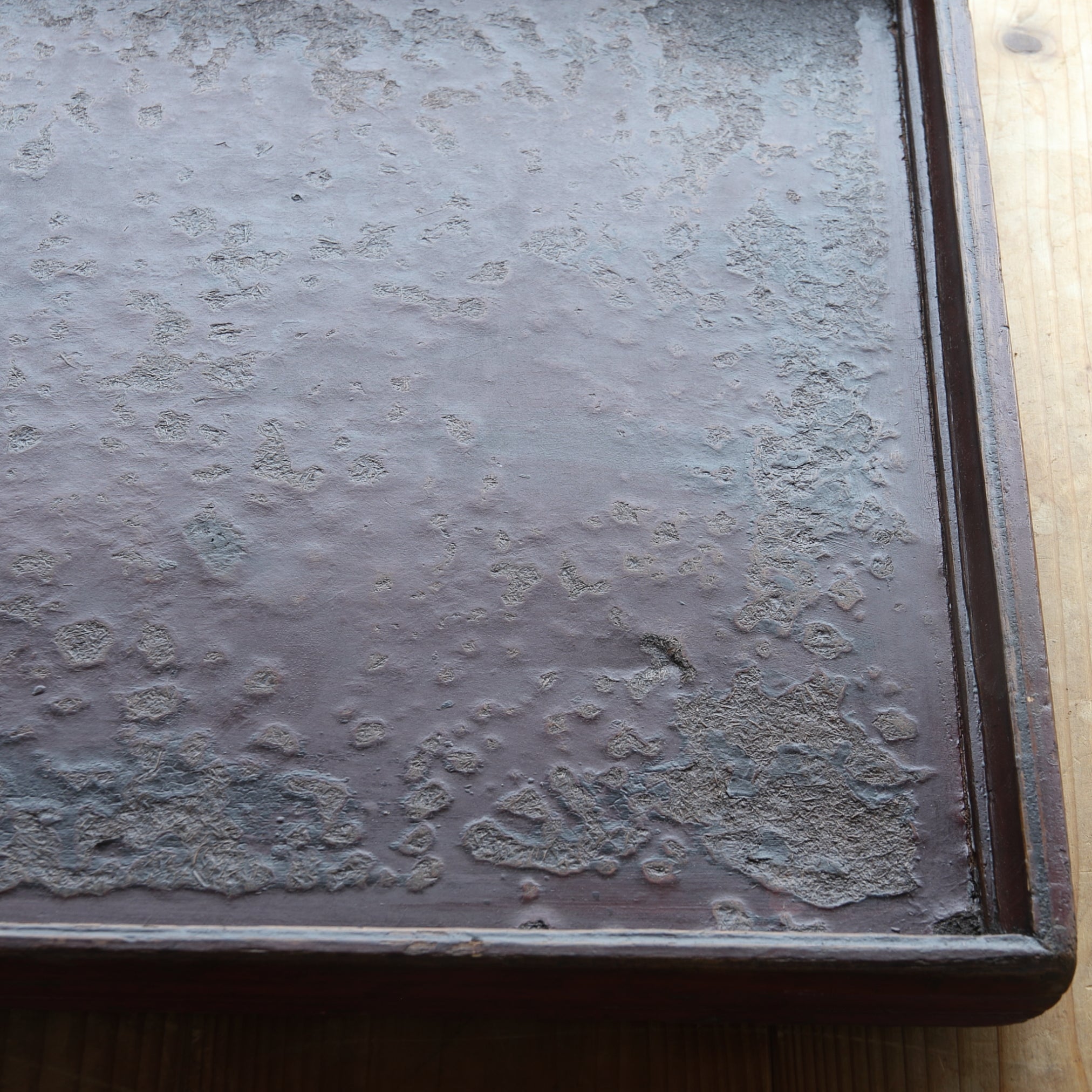 BANDEJA DE MADERA GRANDE, En forma de cuadrada, a5, Dinastía Joseon(1392–1897 d. C.)