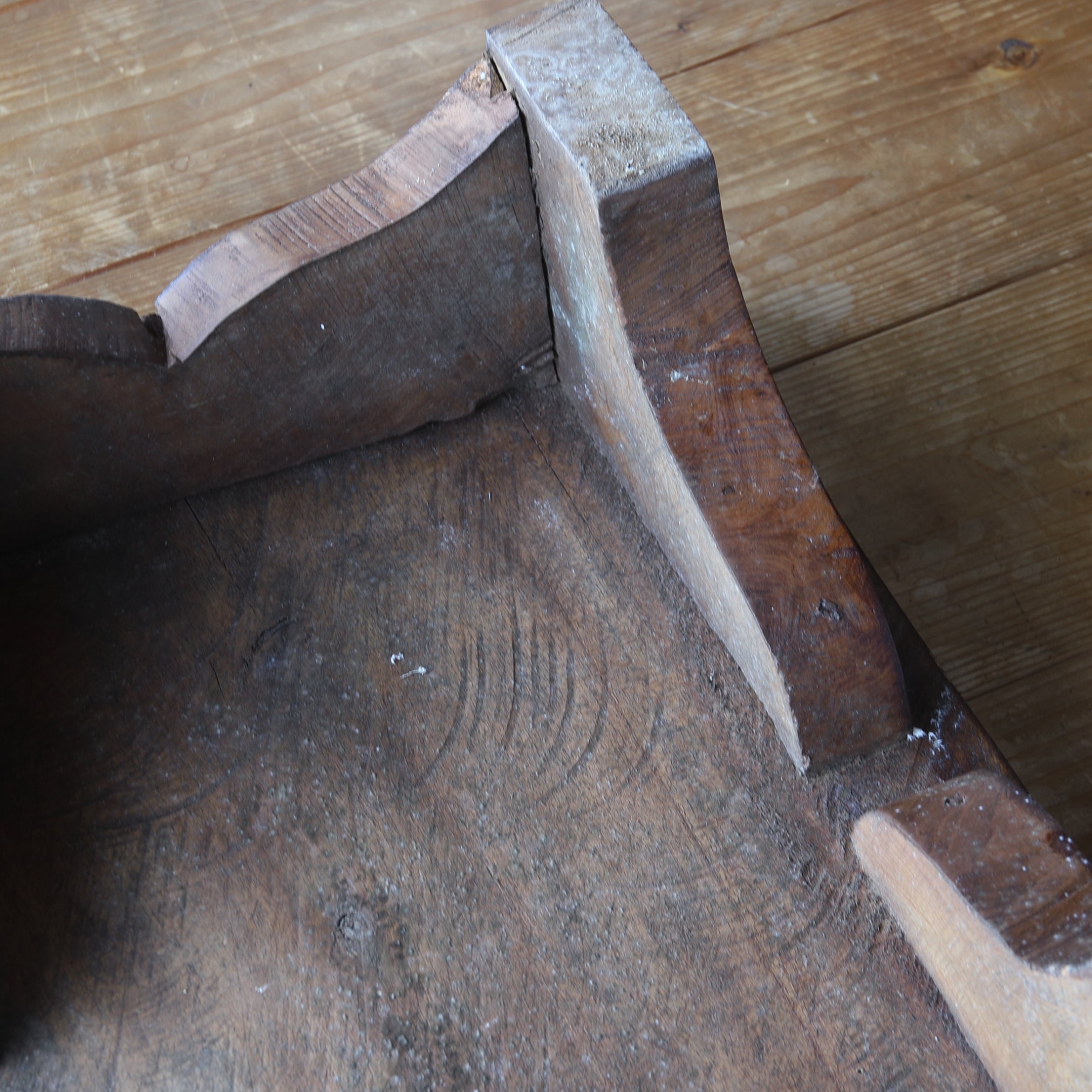 SOPORTE DE MADERA, Dinastía Joseon(1392–1897 d. C.)